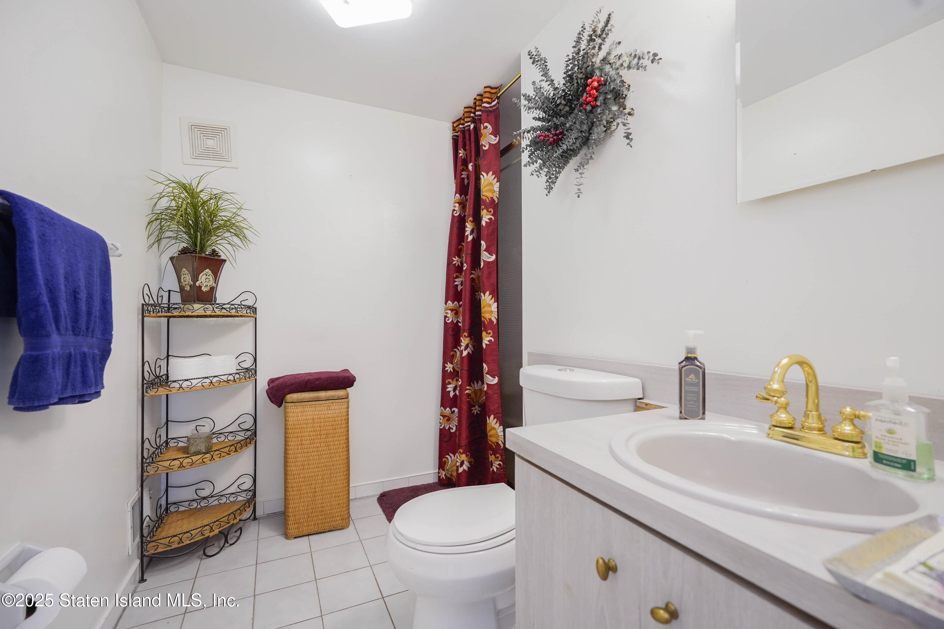 102 Lorraine Loop, Staten Island, NY, 10309 image 6