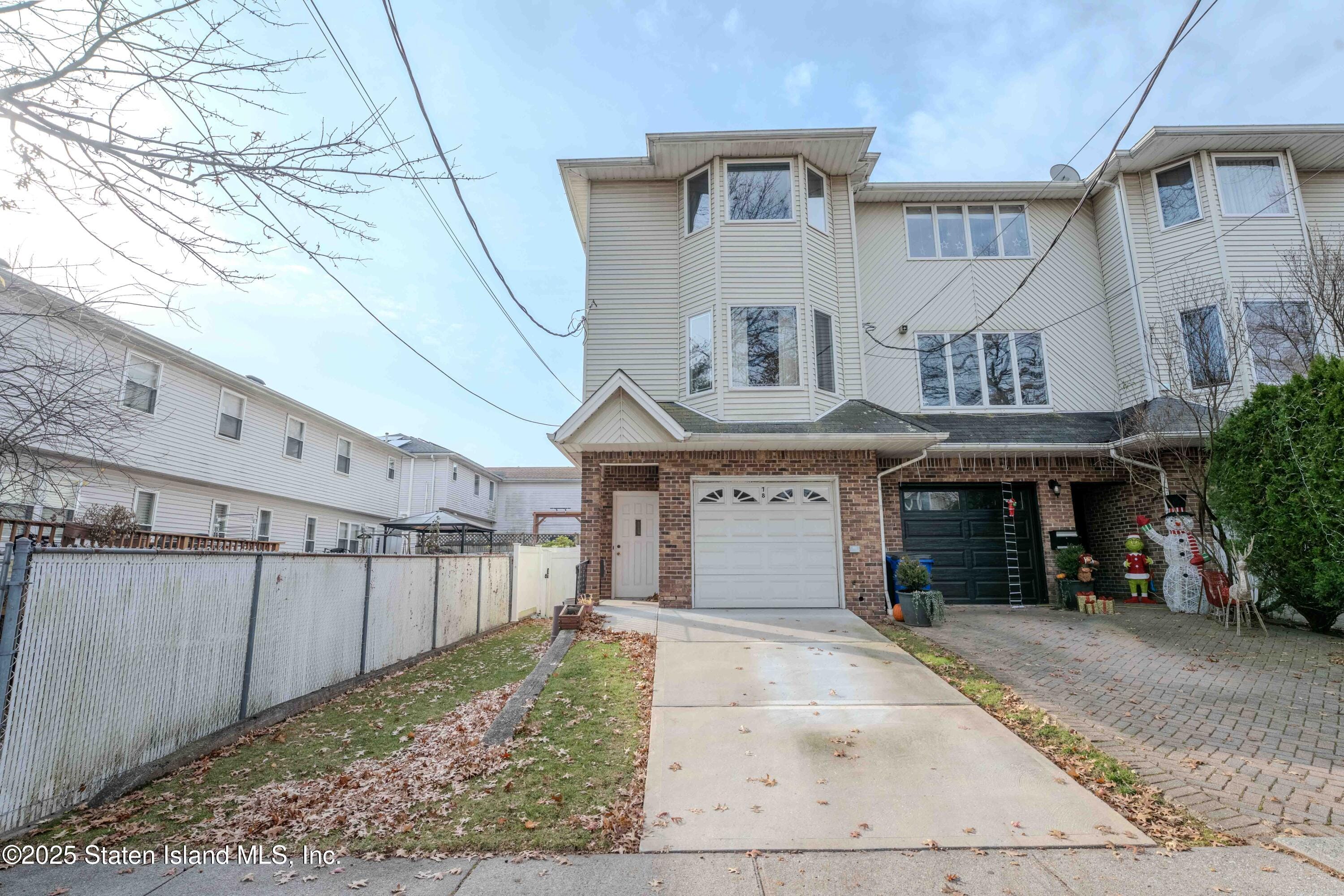 78 Newberry Avenue Image 2