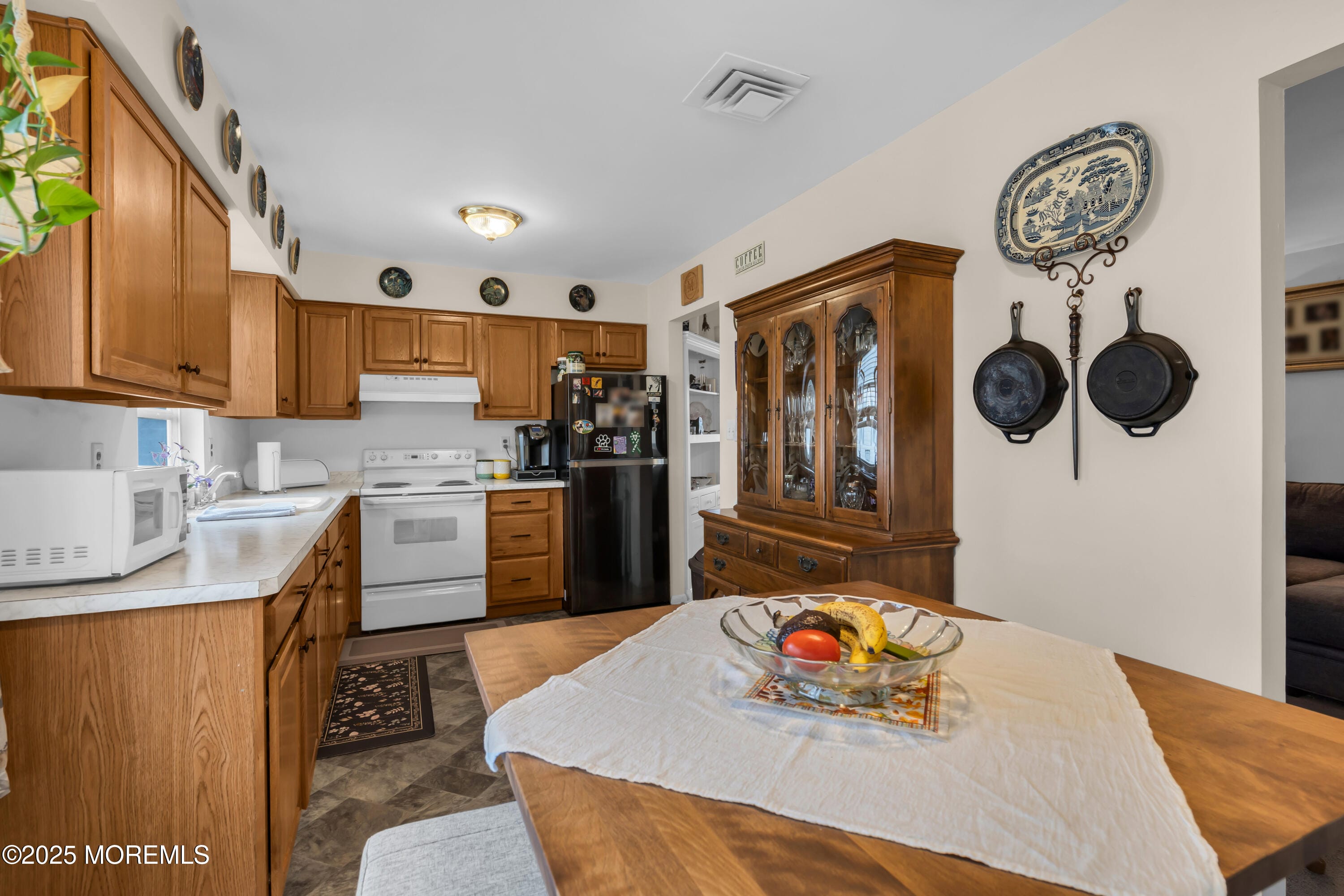 57 Whitman Street Image 5