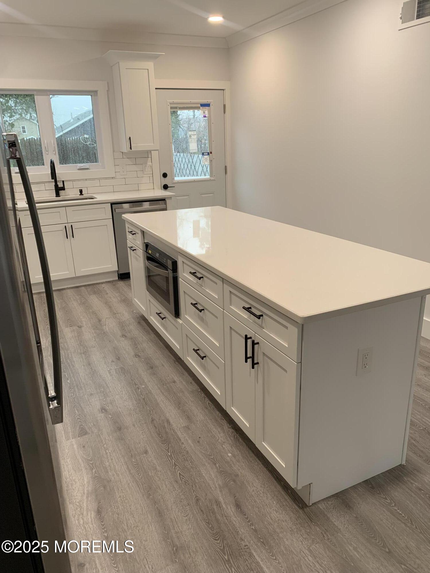 395 Broadway Image 4