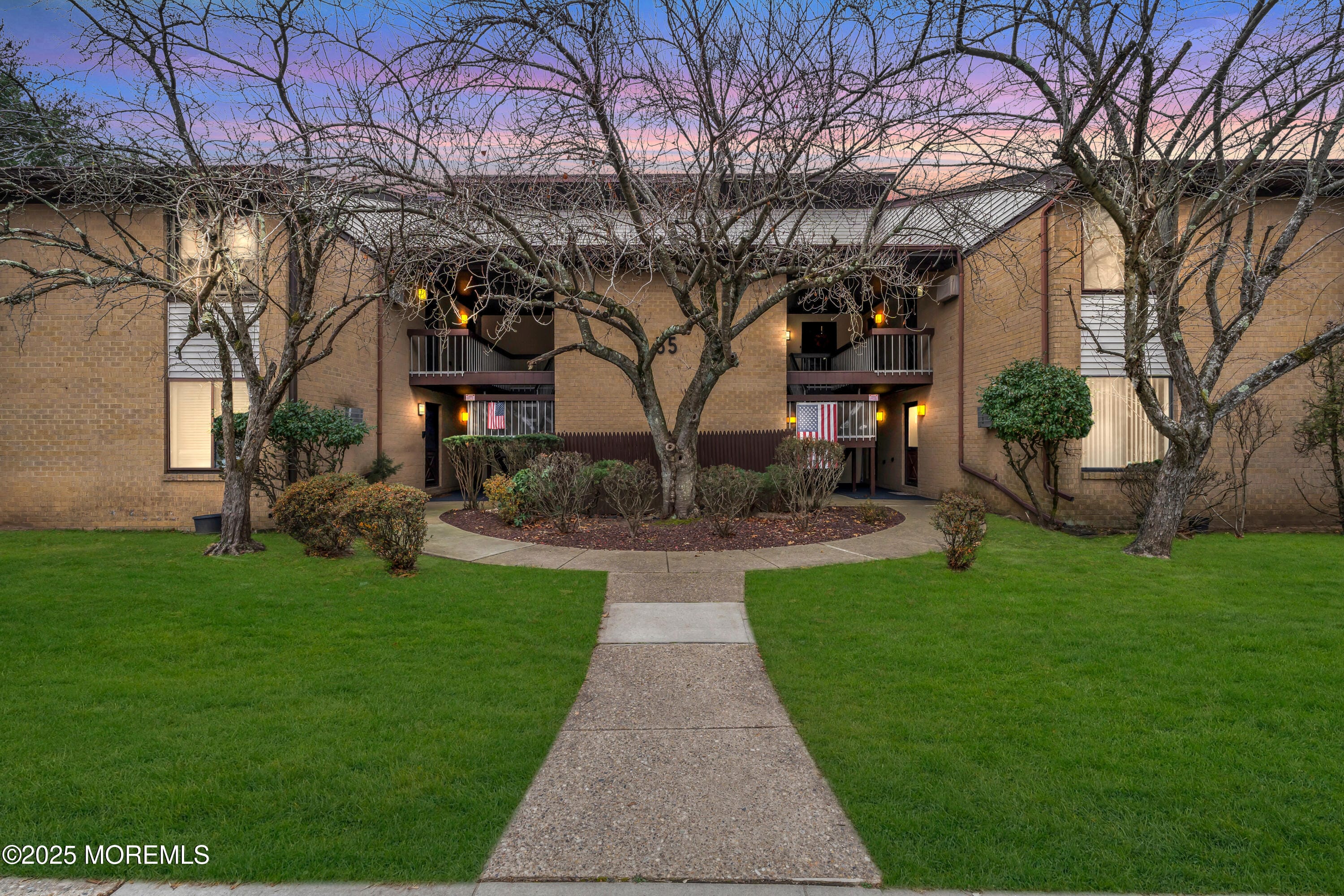 55 Amberly Drive G, Manalapan, NJ, 07726 image 29