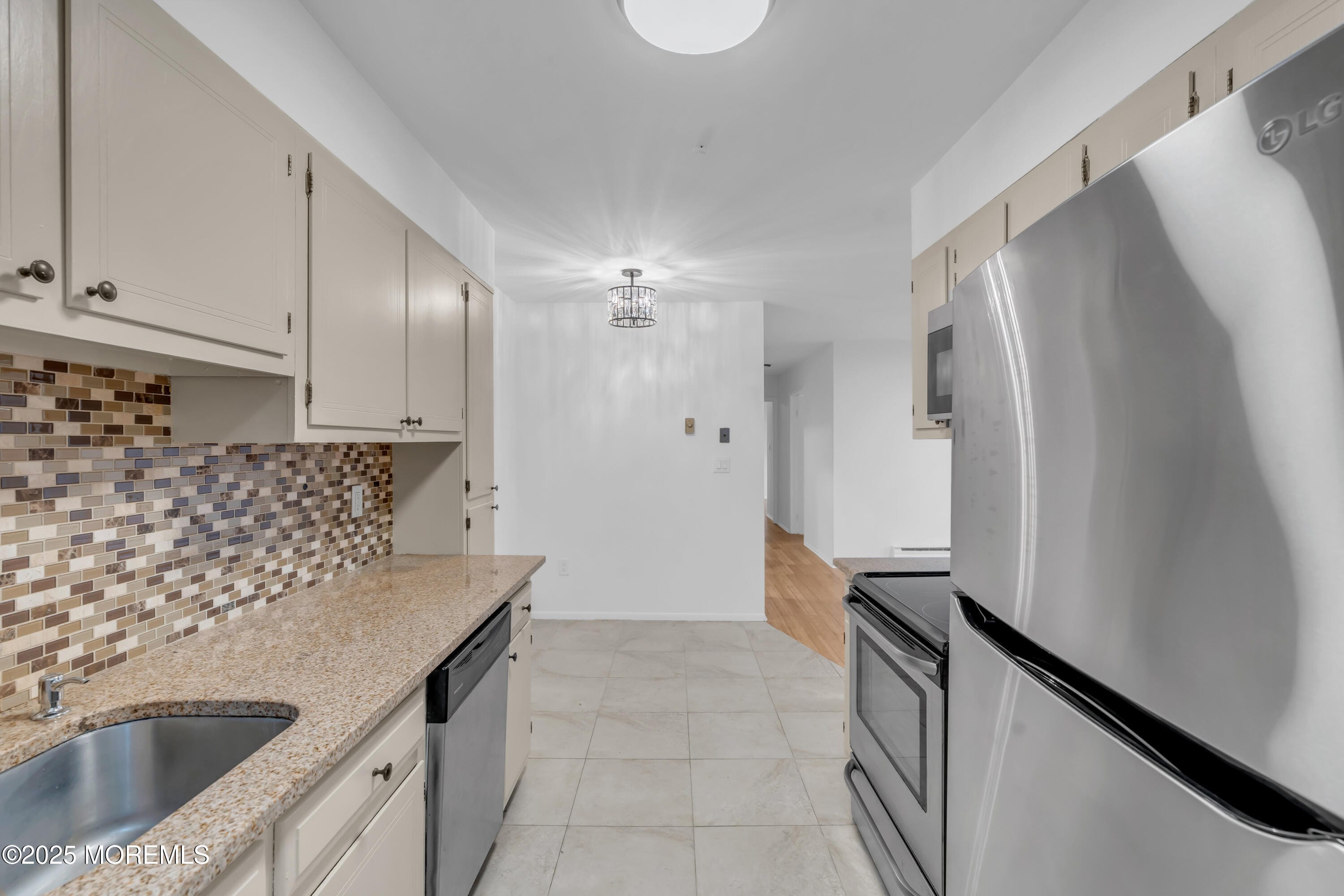 55 Amberly Drive G, Manalapan, NJ, 07726 image 16