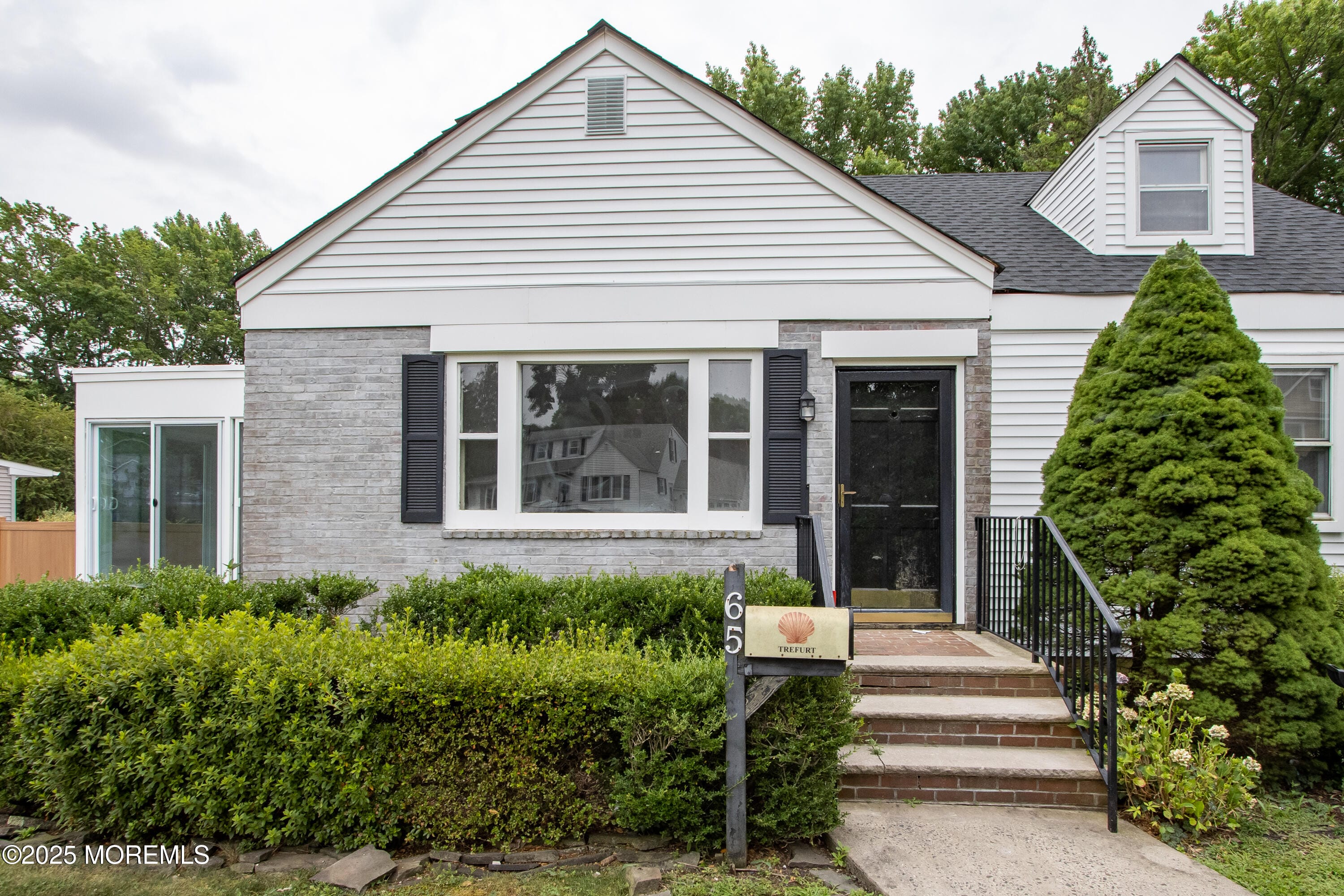 65 Little Silver Parkway, Little Silver, NJ, 07739