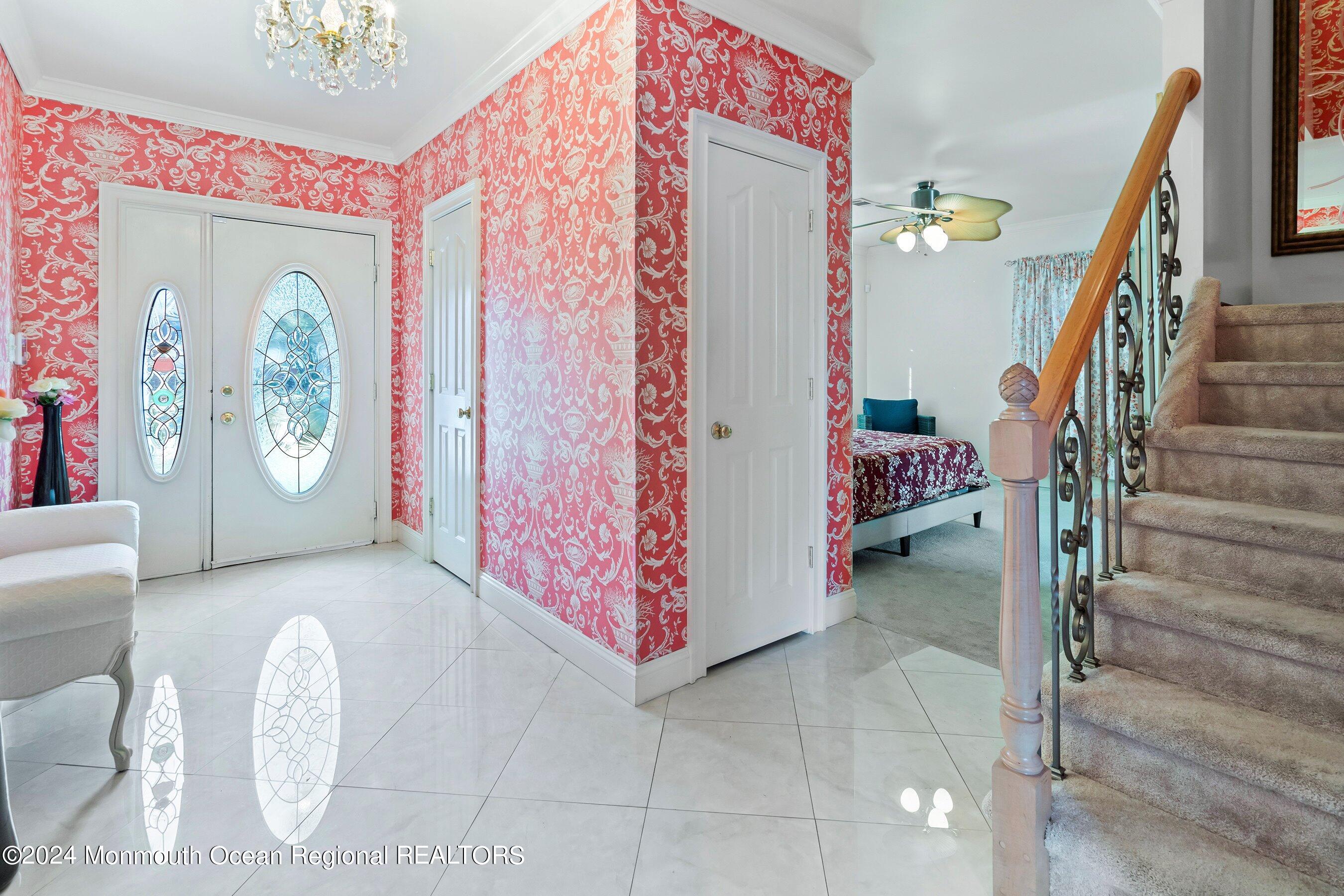 513 Ilexberry Lane Image 2