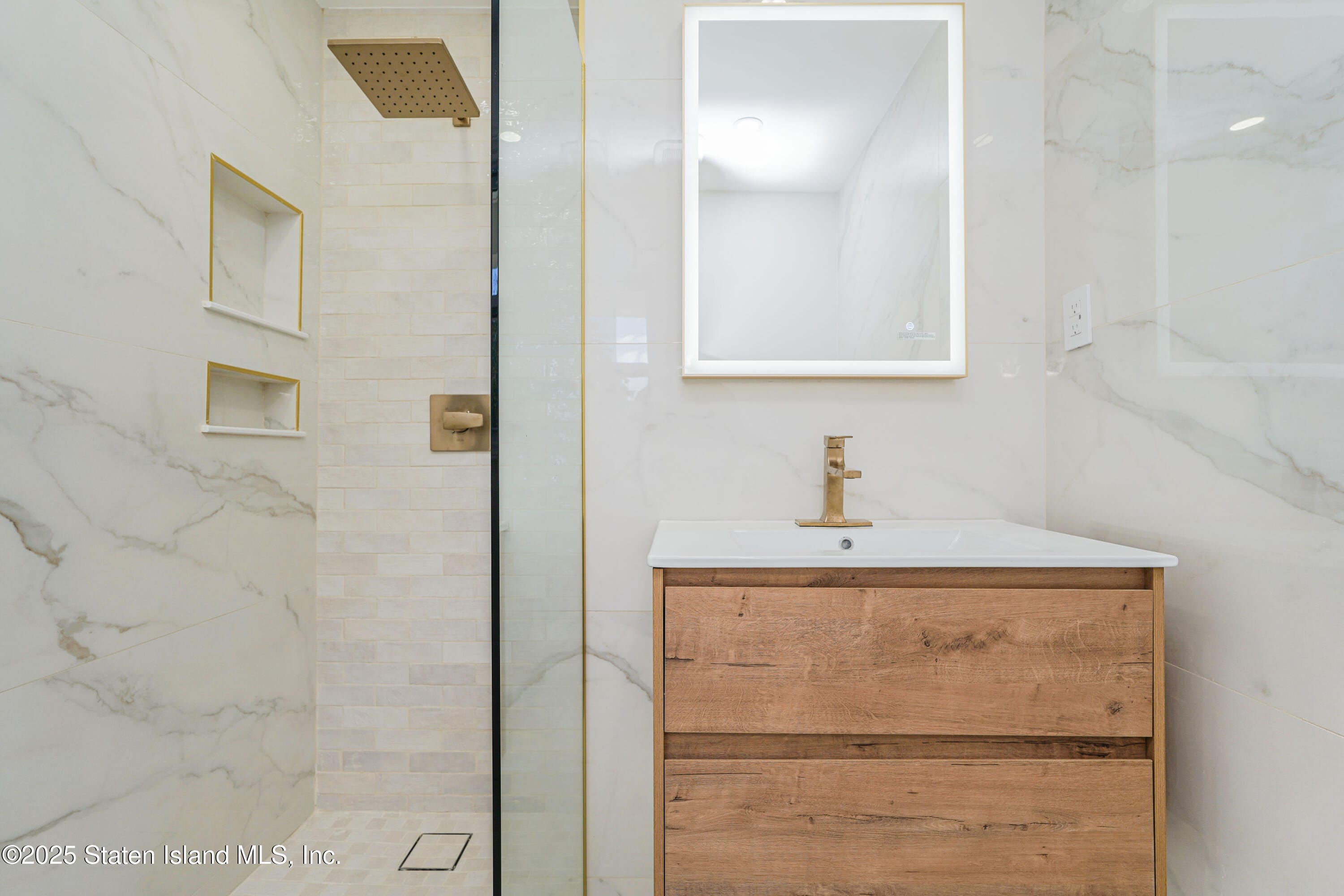 28 Whittier Drive, Manalapan, NJ, 07726 image 35