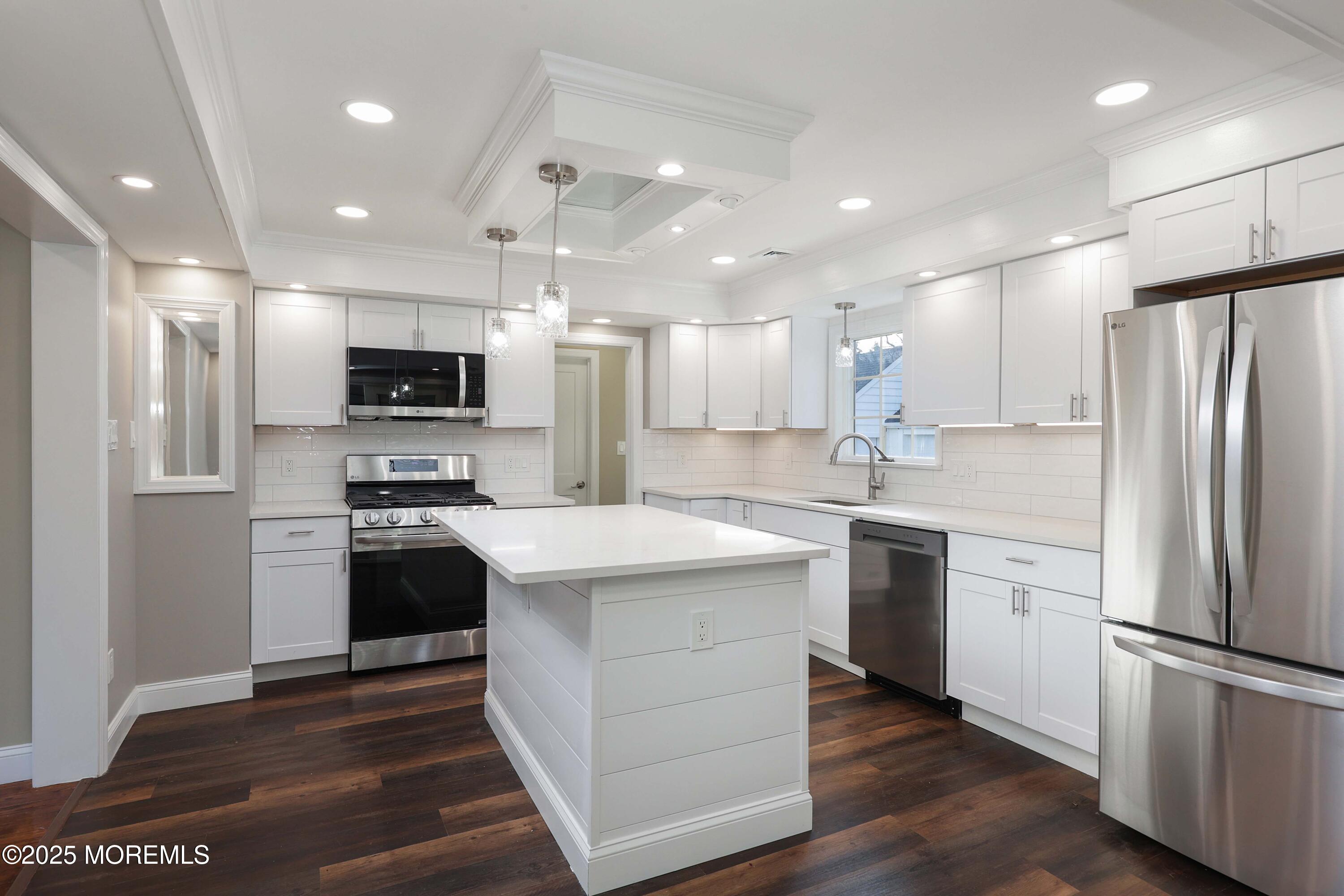 118 State Route 34, Holmdel, NJ, 07733 image 16