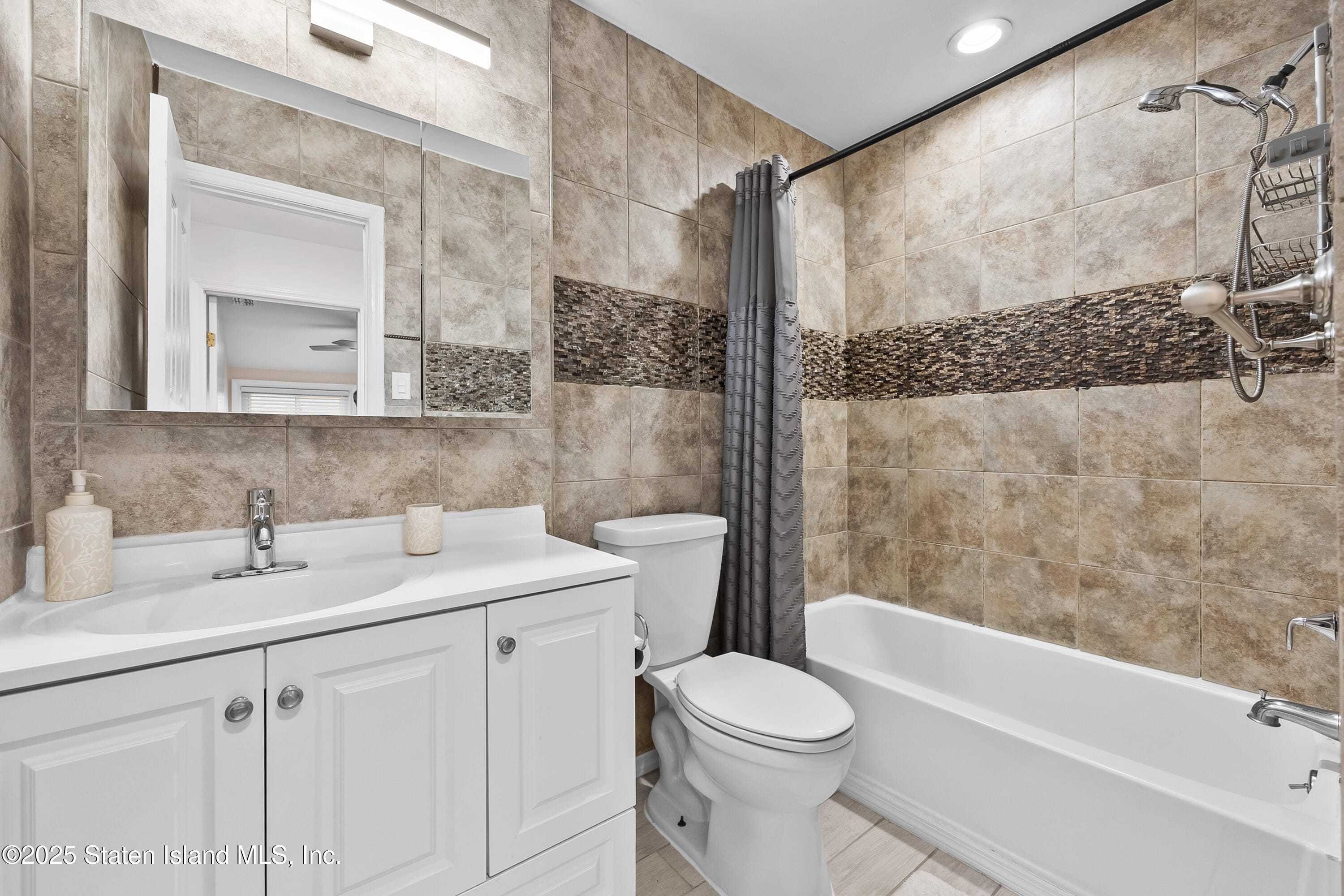 512 Ilyssa Way, Staten Island, NY, 10312 image 23