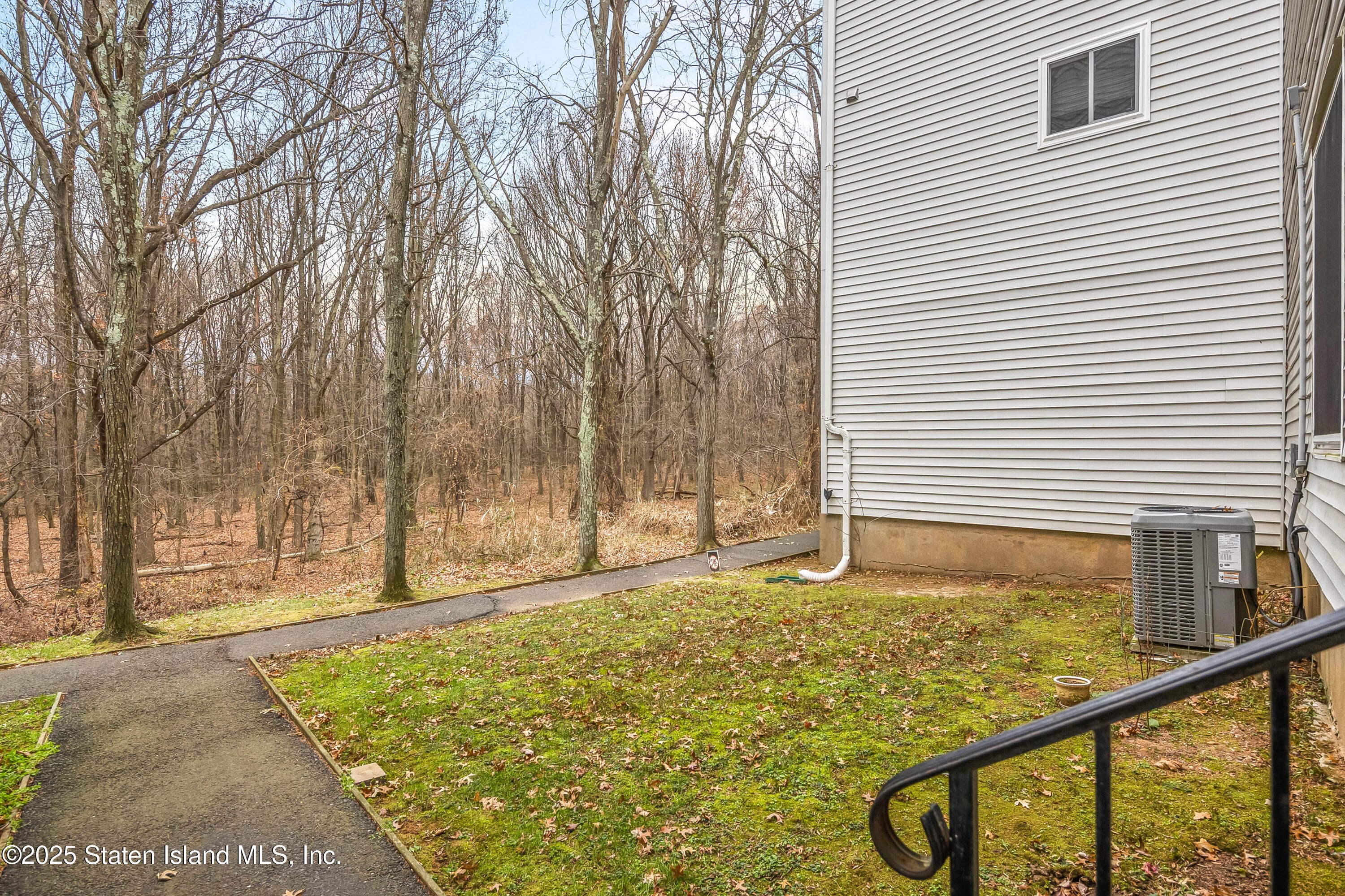 512 Ilyssa Way, Staten Island, NY, 10312 image 26