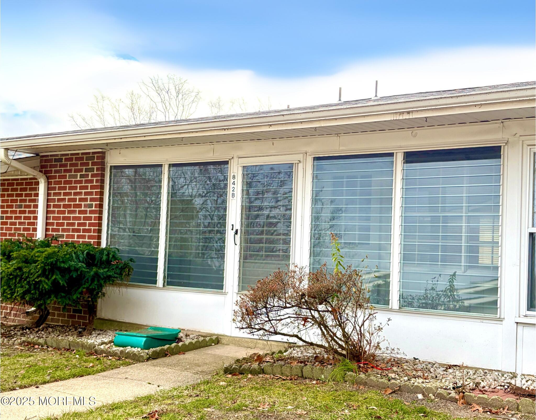 842B Inverness Court Image 1