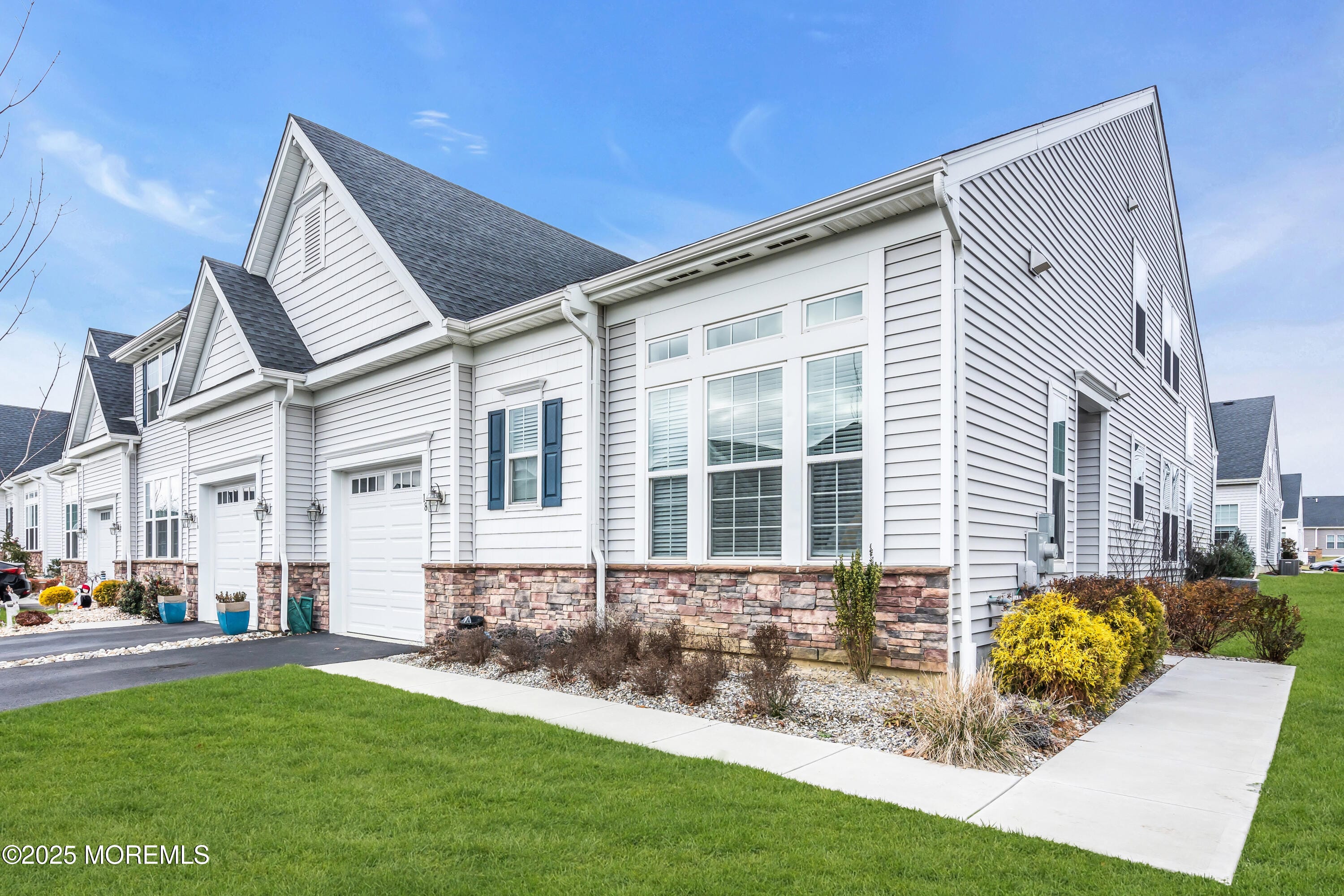 18 Gulfstream Road Image 2