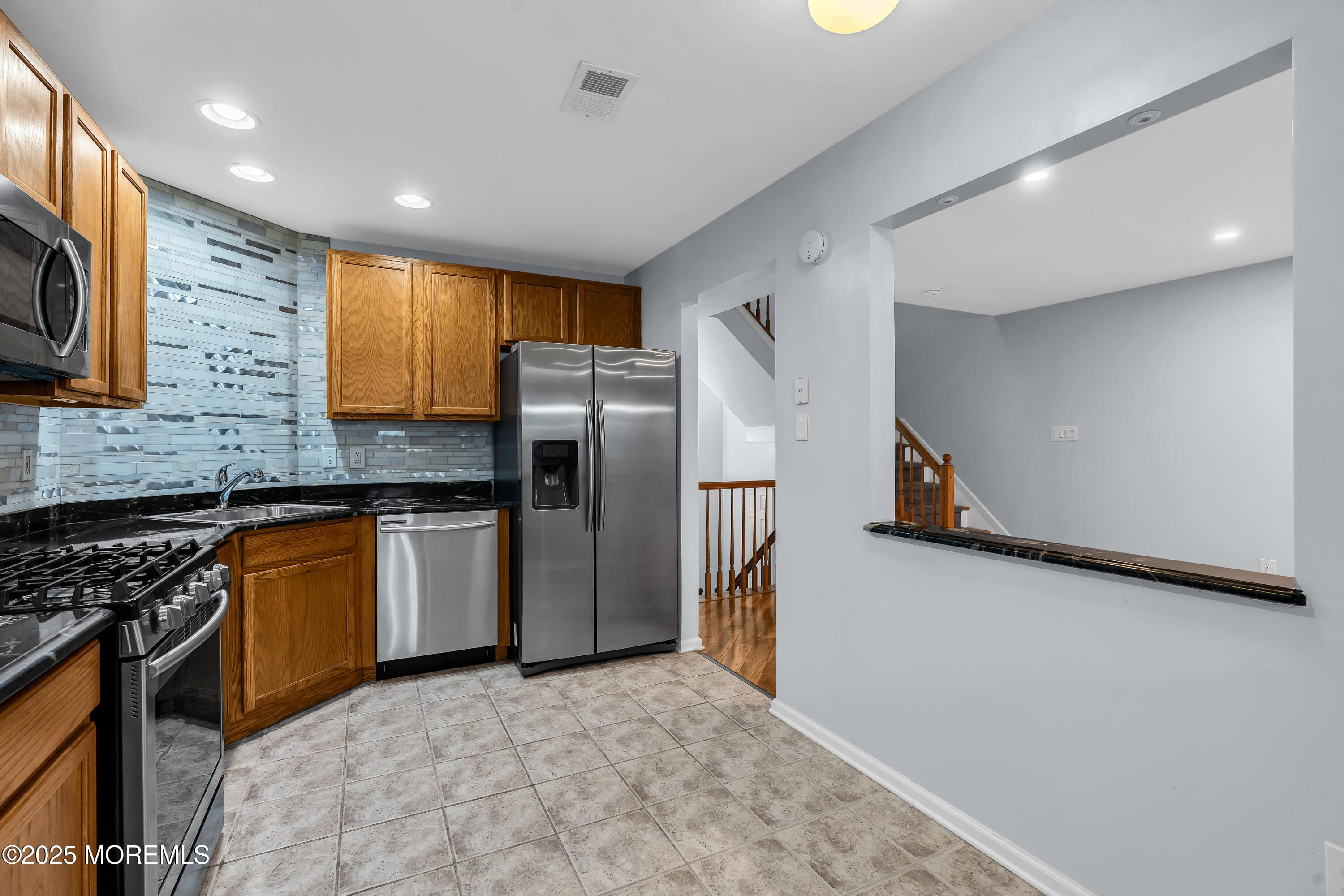 18 Bridgepointe Drive 207, South Amboy, NJ, 08879 image 27