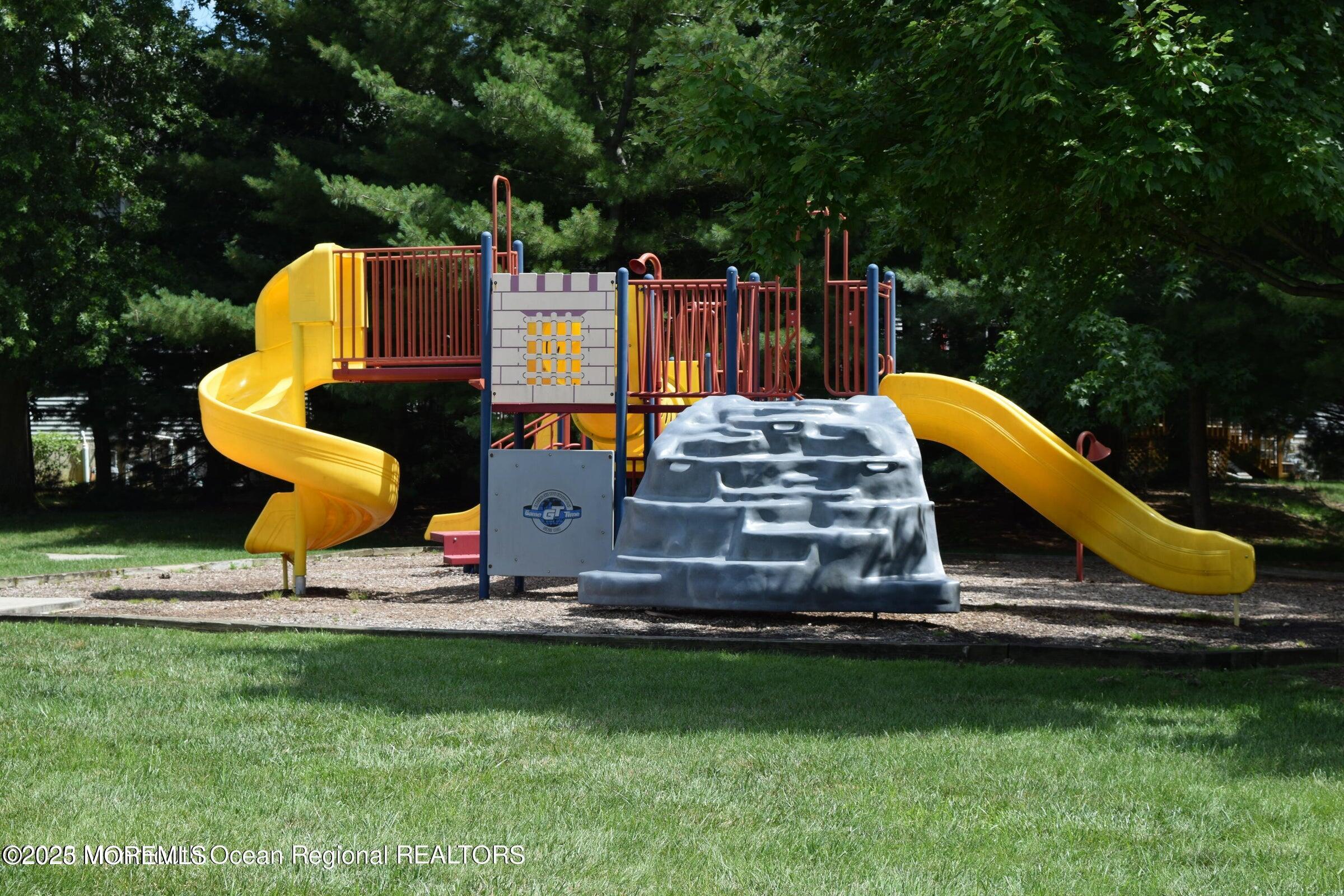 18 Bridgepointe Drive 207, South Amboy, NJ, 08879 image 51