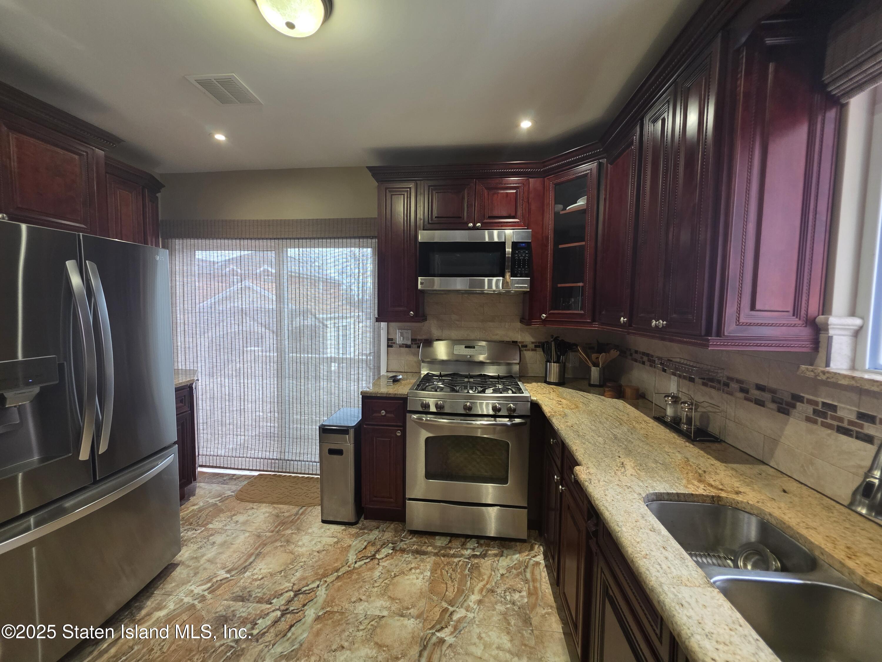 51 Van Wyck Avenue, Staten Island, NY, 10309 image 11