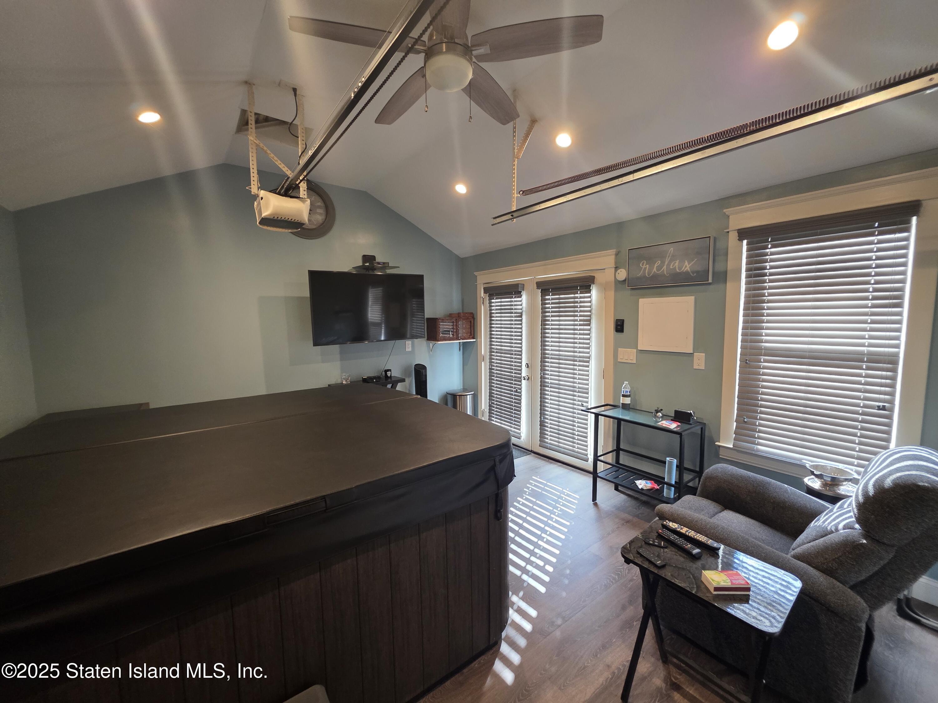 51 Van Wyck Avenue, Staten Island, NY, 10309 image 34