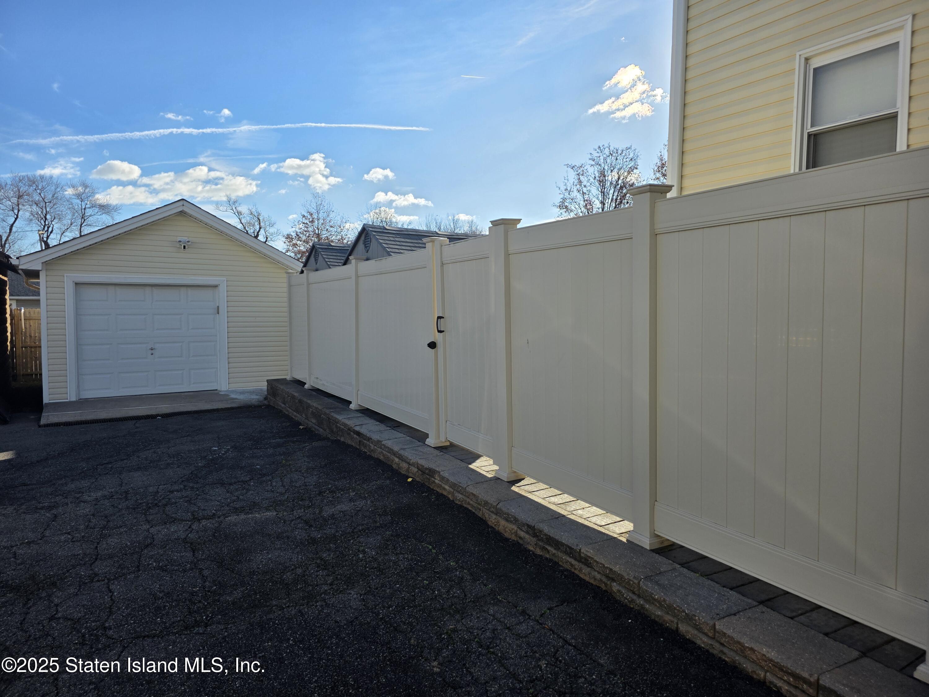 51 Van Wyck Avenue, Staten Island, NY, 10309 image 30