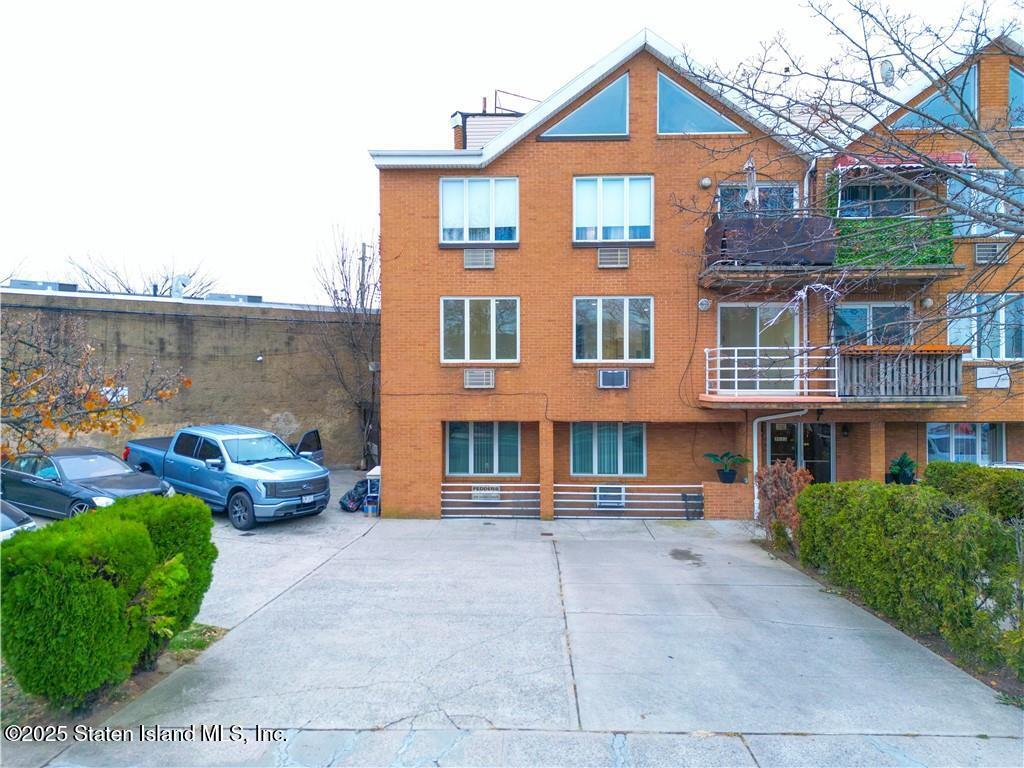 2022 E 53rd Street 1d, Brooklyn, NY, 11234