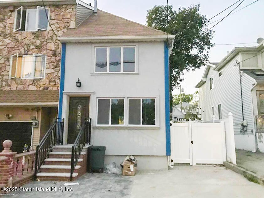 11 Father Capodanno Boulevard, Staten Island, NY, 10305