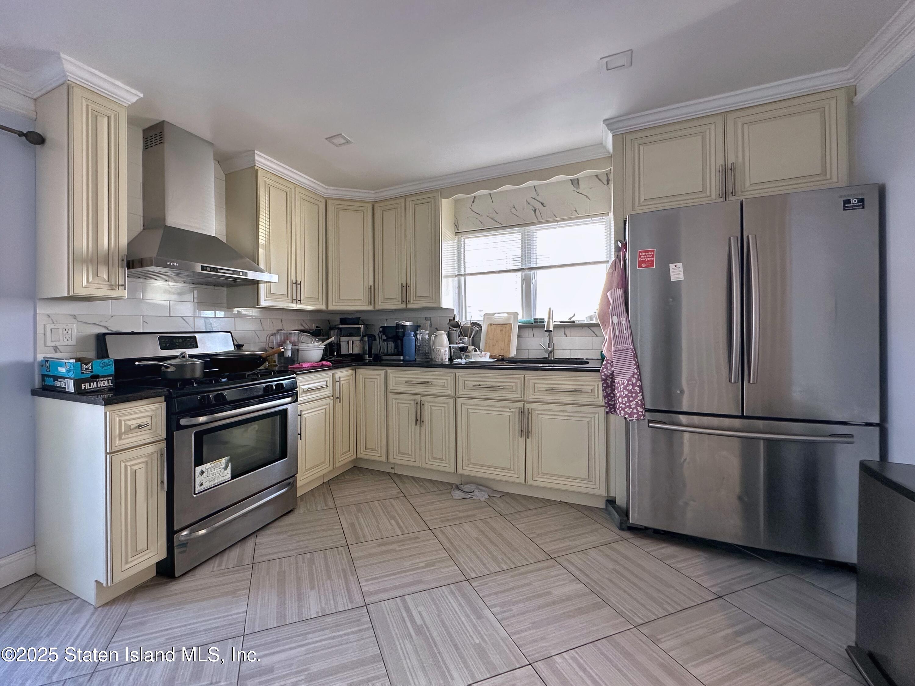 11 Father Capodanno Boulevard, Staten Island, NY, 10305 image 9