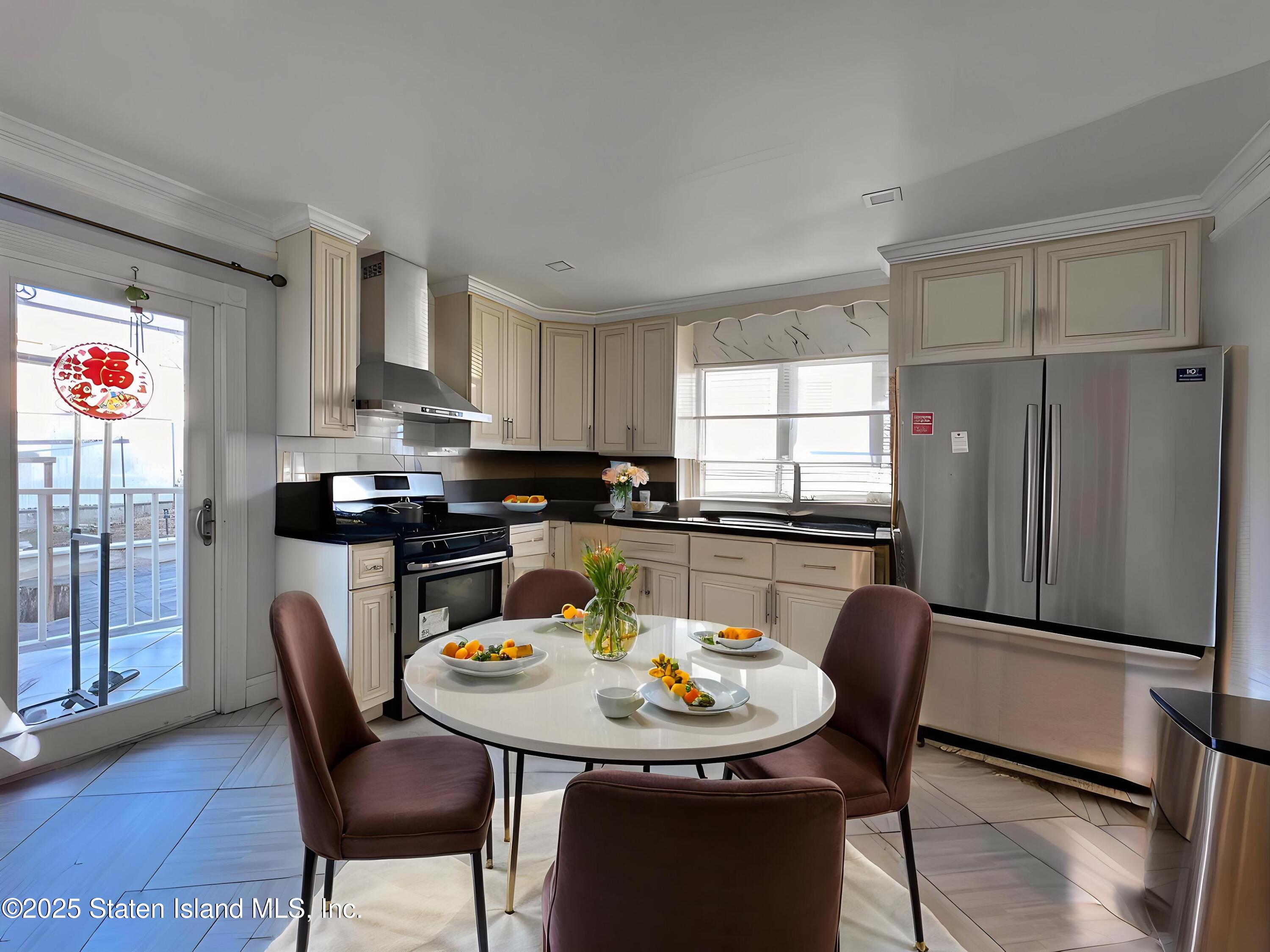 11 Father Capodanno Boulevard, Staten Island, NY, 10305 image 8