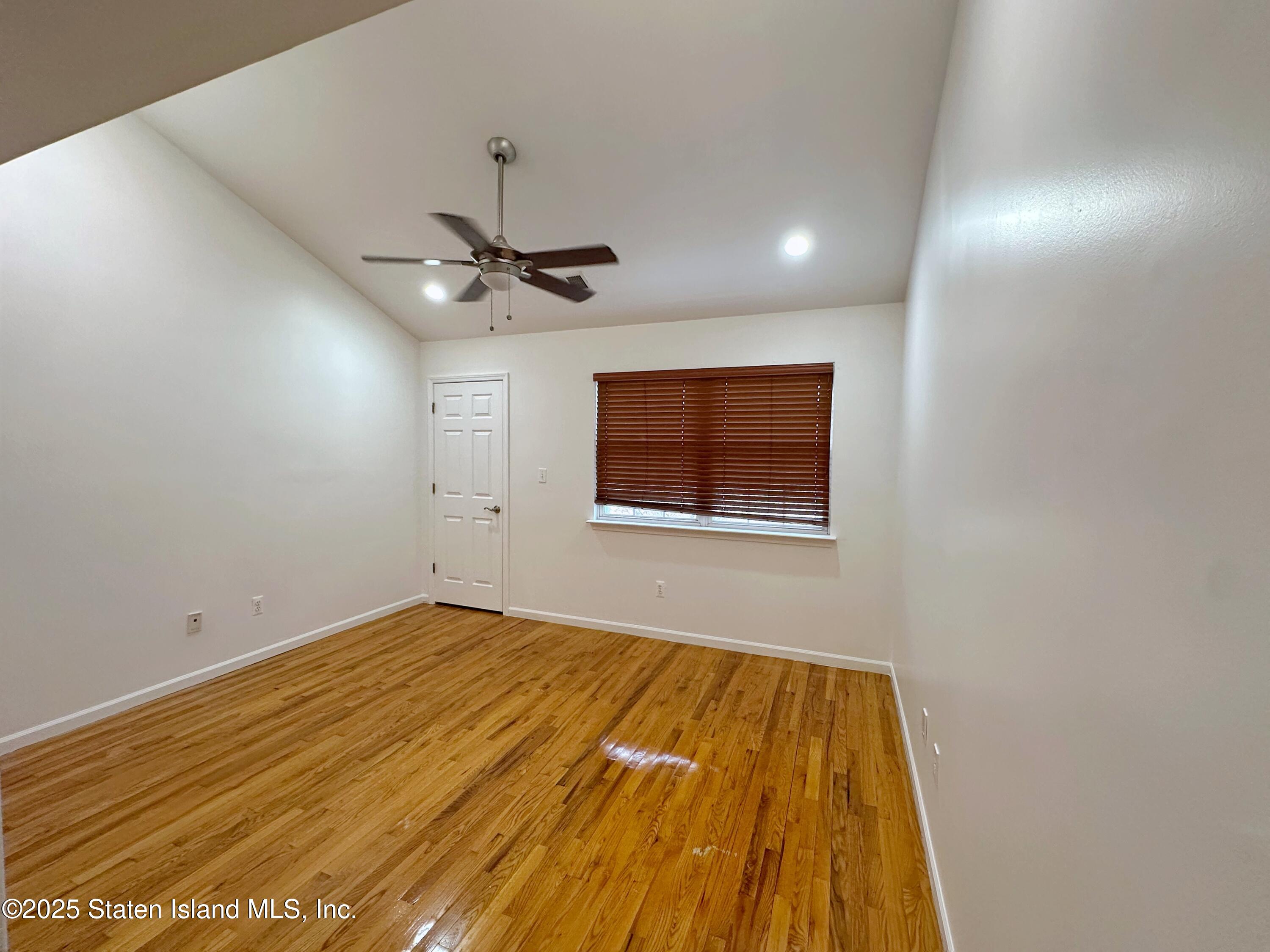 74 Dartmouth Loop, Staten Island, NY, 10306 image 11