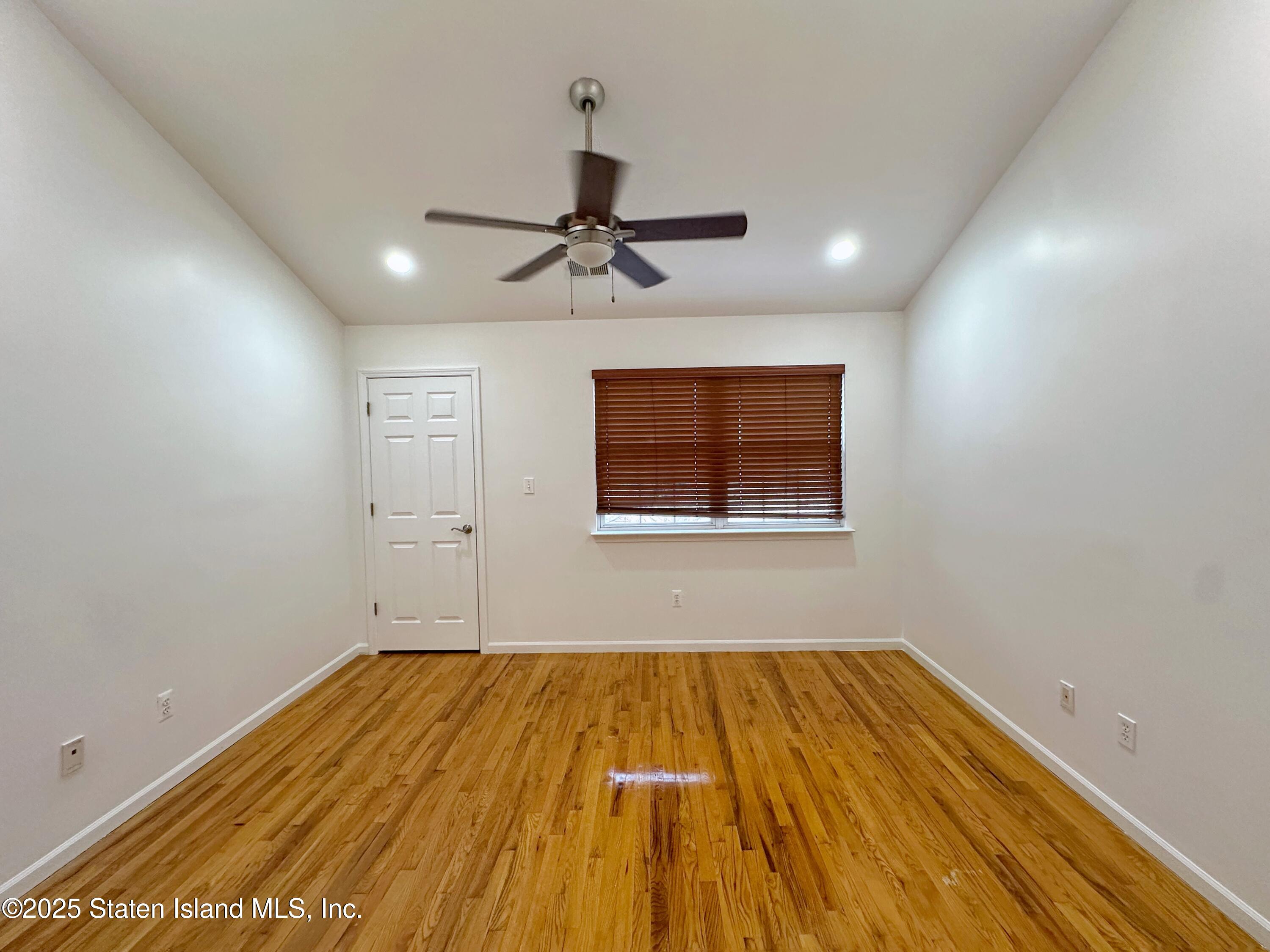 74 Dartmouth Loop, Staten Island, NY, 10306 image 12