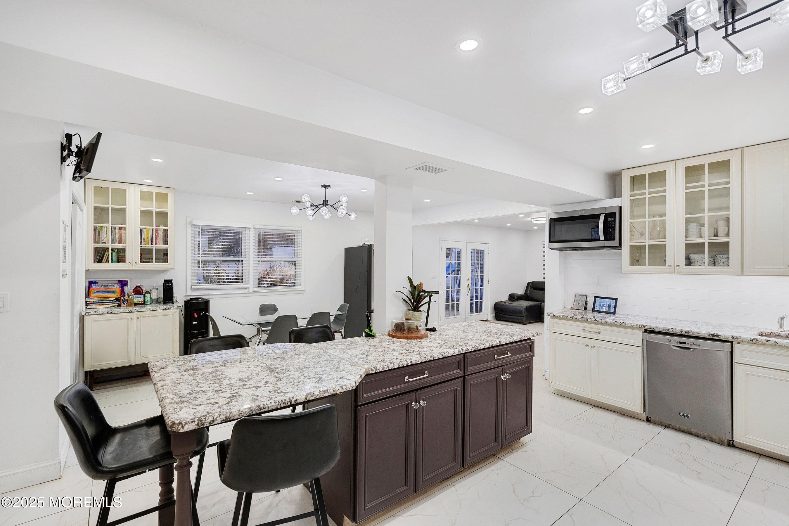 134 Shady Lane Drive Image 5