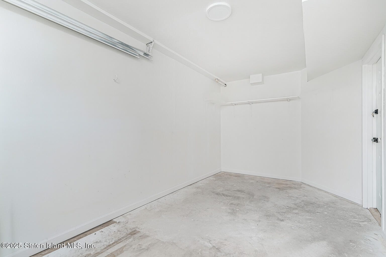 293 Wingham Street, Staten Island, NY, 10305 image 16