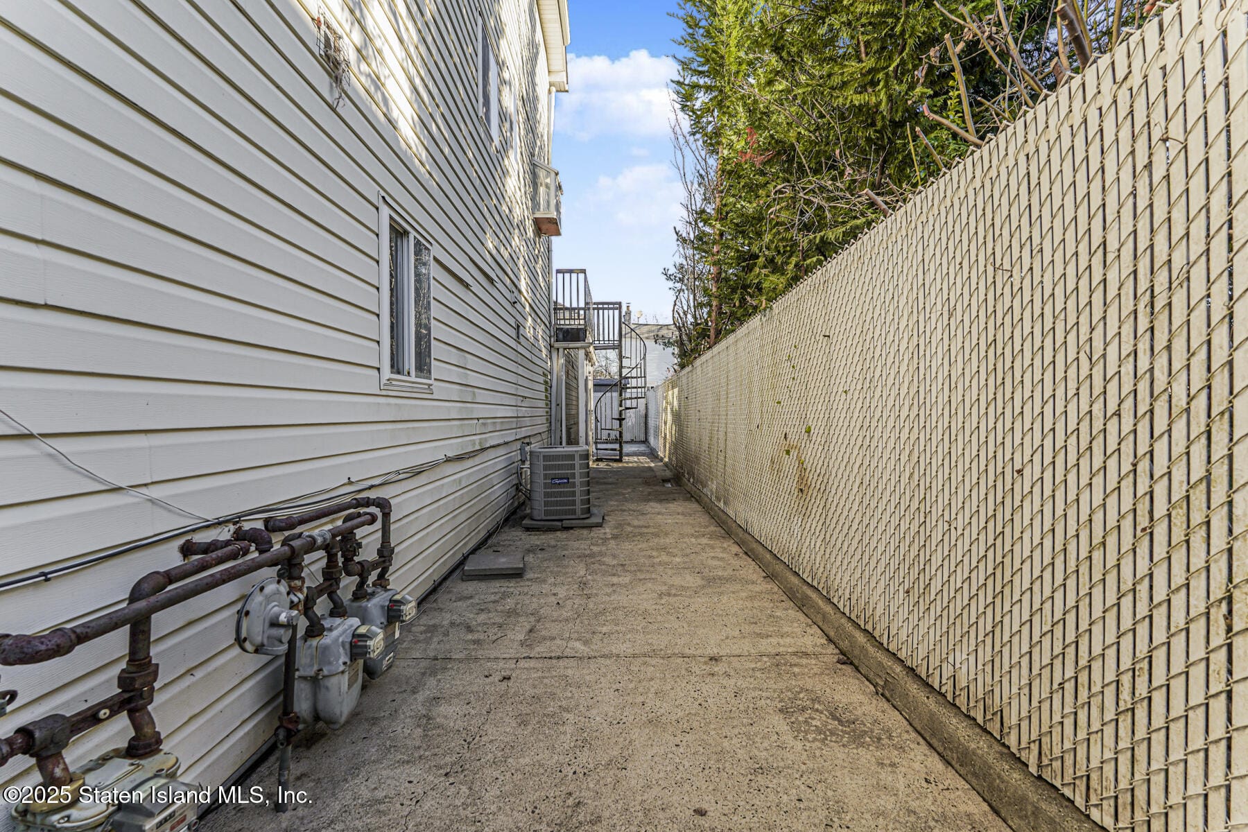 293 Wingham Street, Staten Island, NY, 10305 image 32