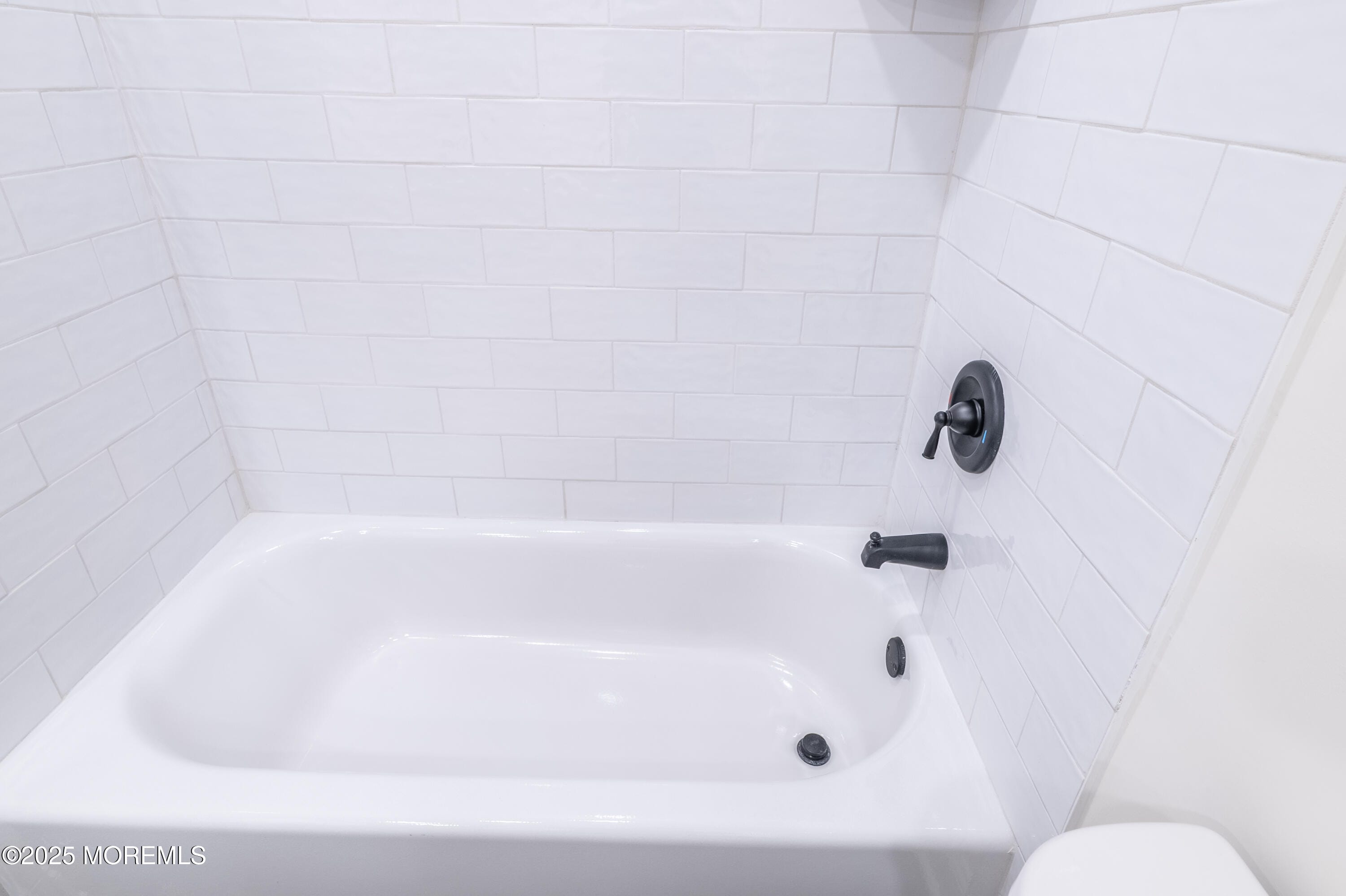 42 Livingston Lane, Manalapan, NJ, 07726 image 32