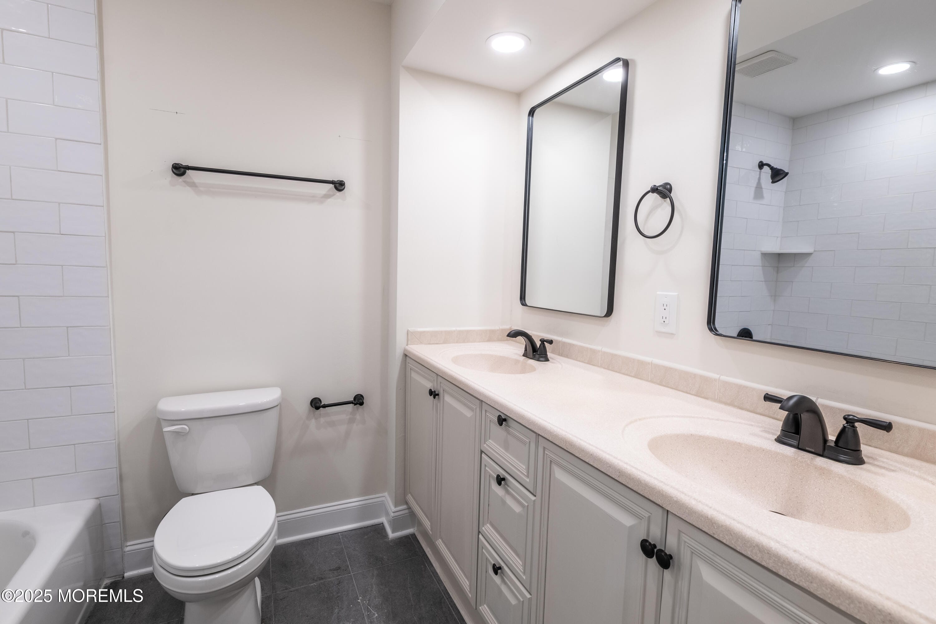 42 Livingston Lane, Manalapan, NJ, 07726 image 29