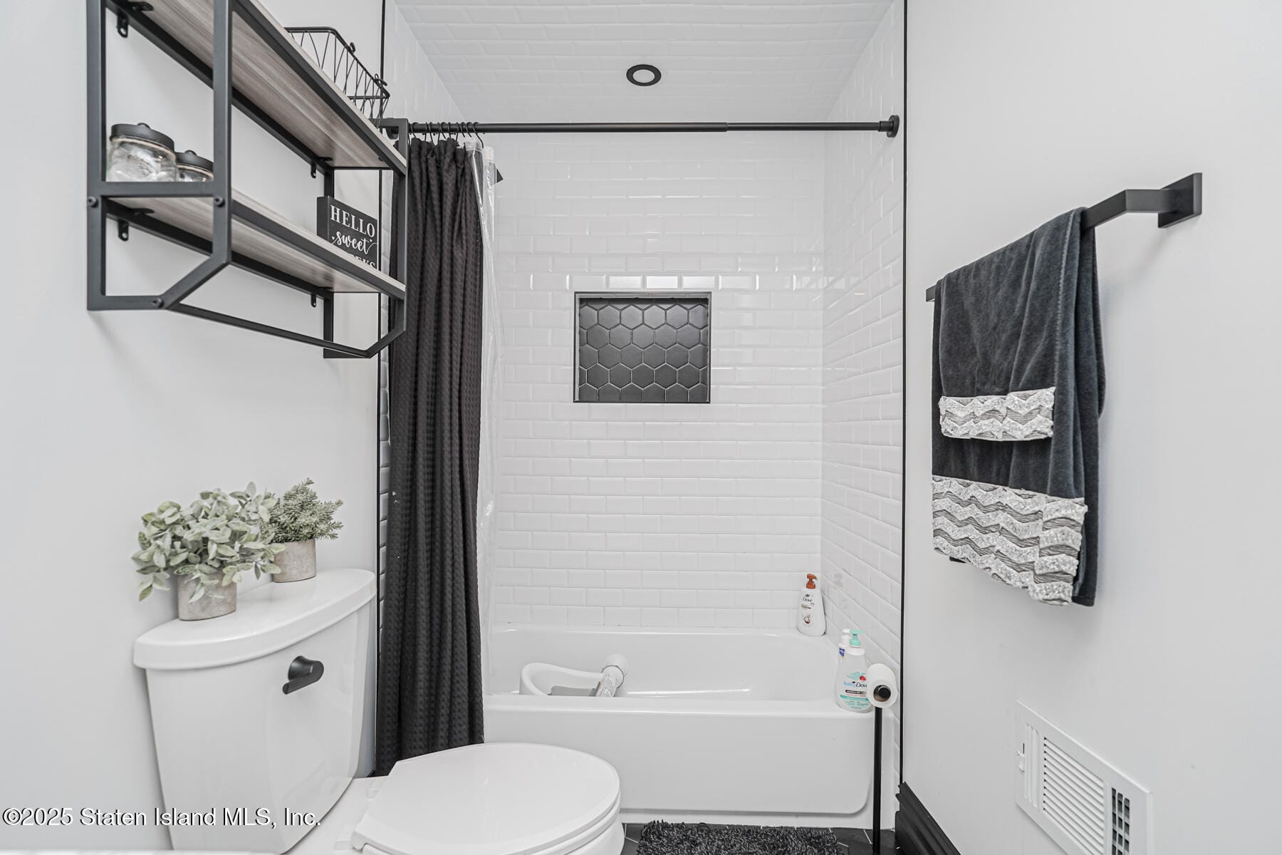 139 Commodore Drive, Staten Island, NY, 10309 image 26