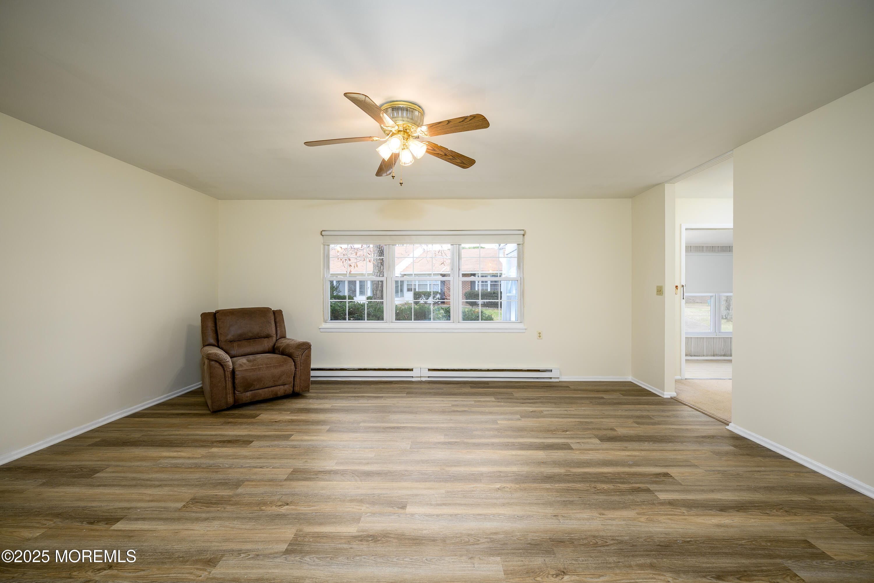 933B Thornhill Court, Lakewood, NJ, 08701