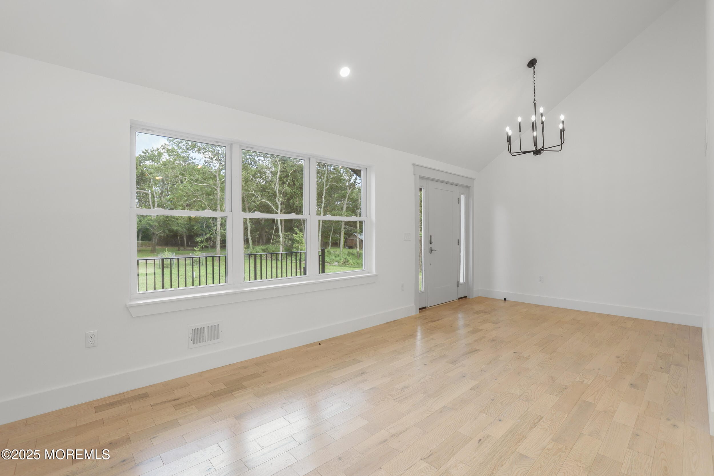 1405 Ridge Avenue Image 3