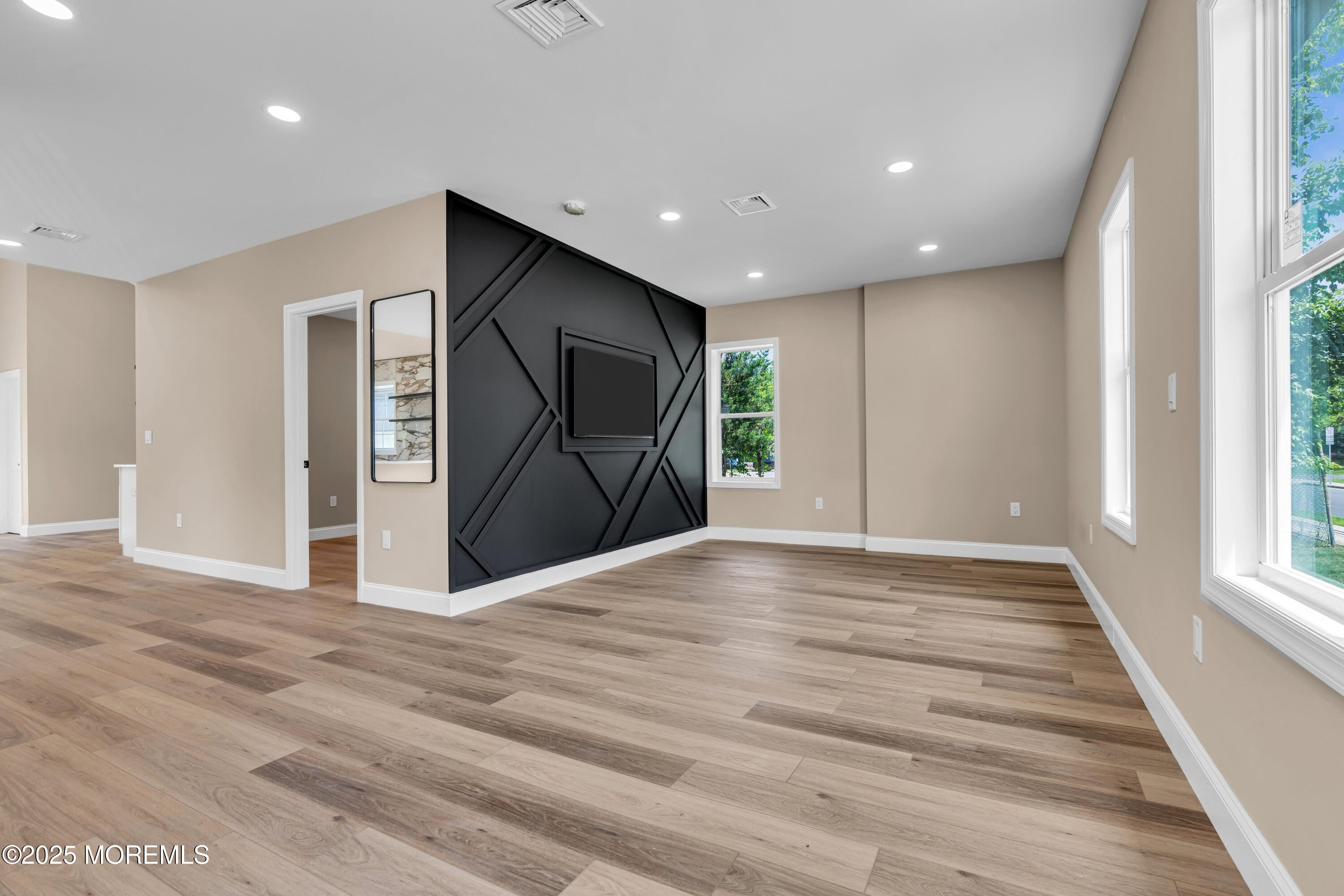 7 Tiger Lilly Court Image 3