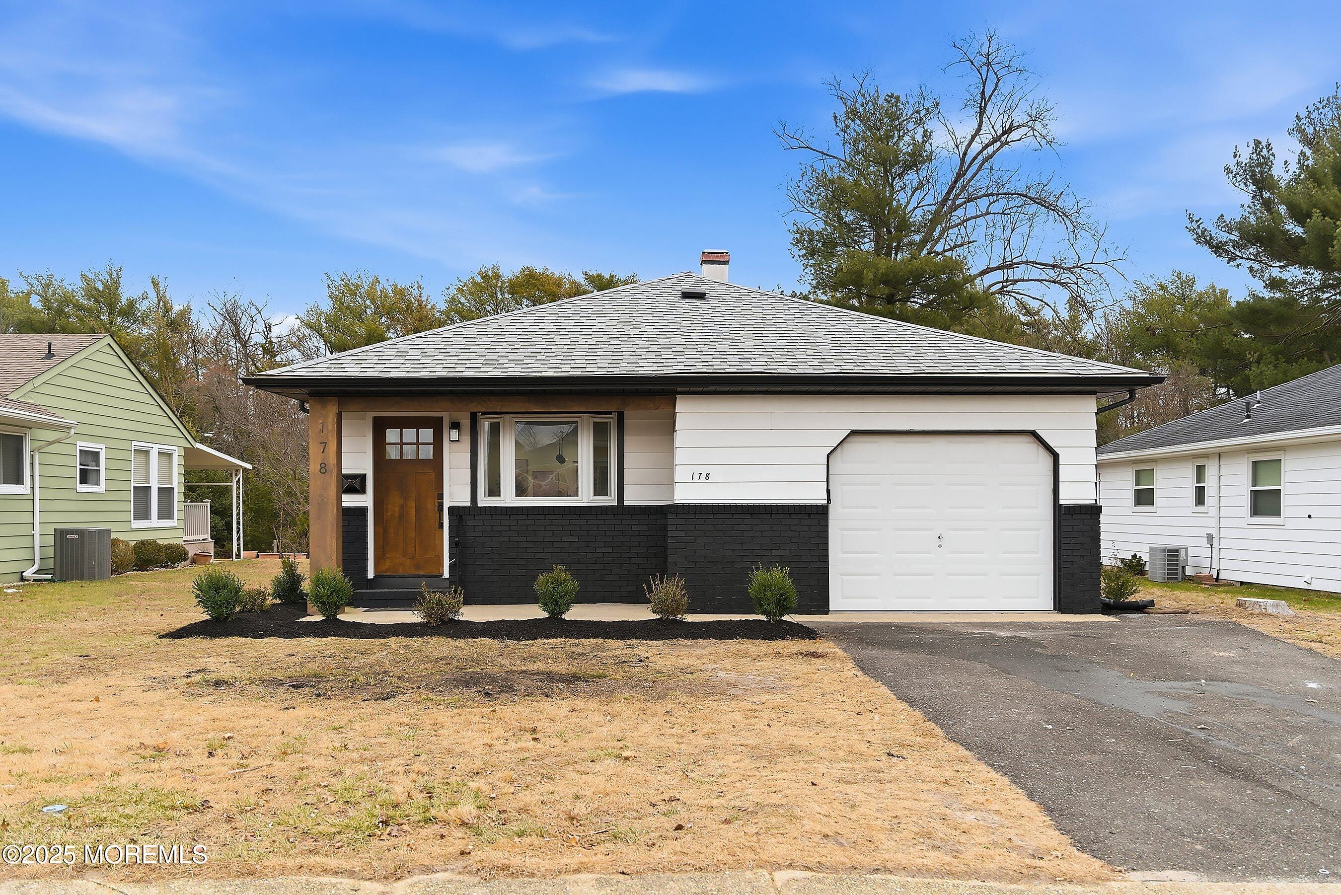 178 Charlotteville Drive Image 3