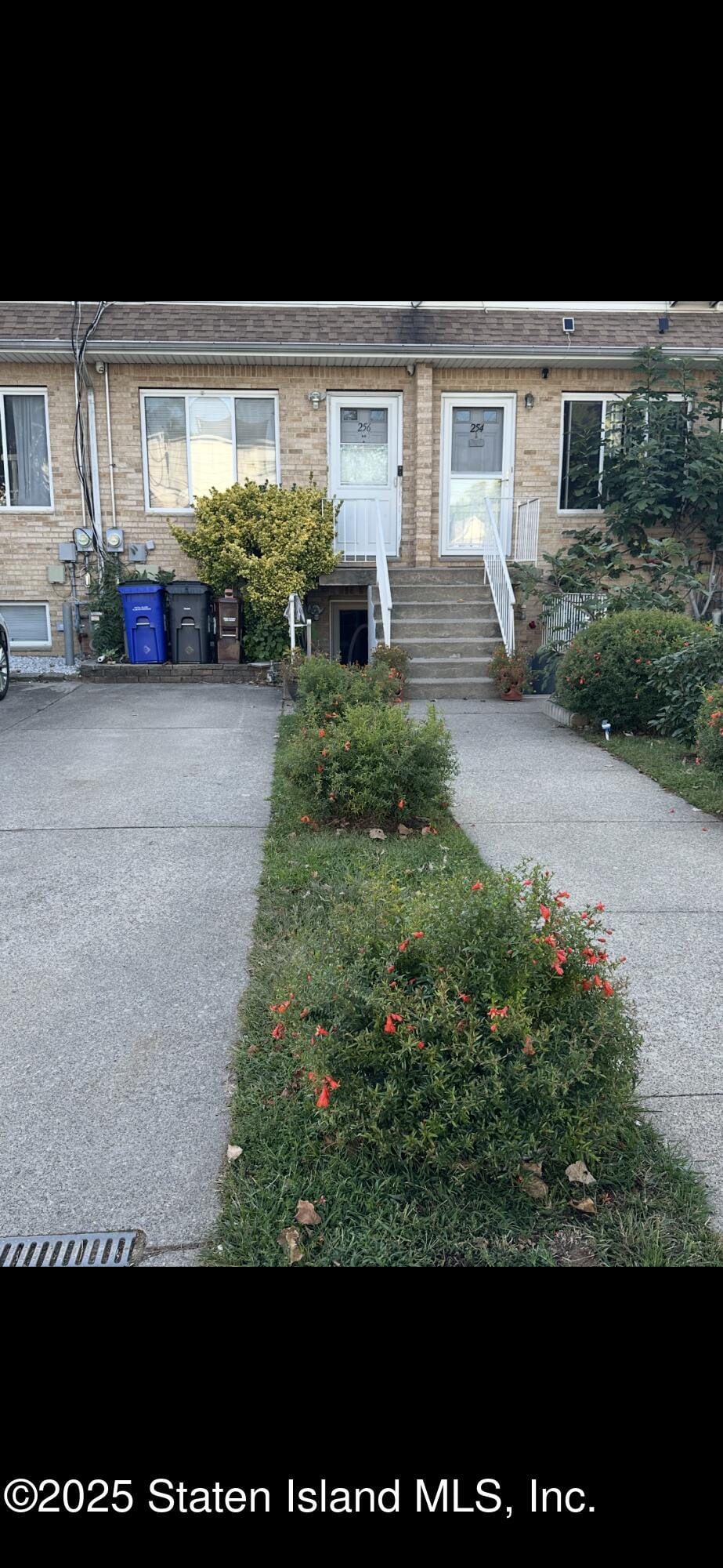 256 Maple Parkway Image 2