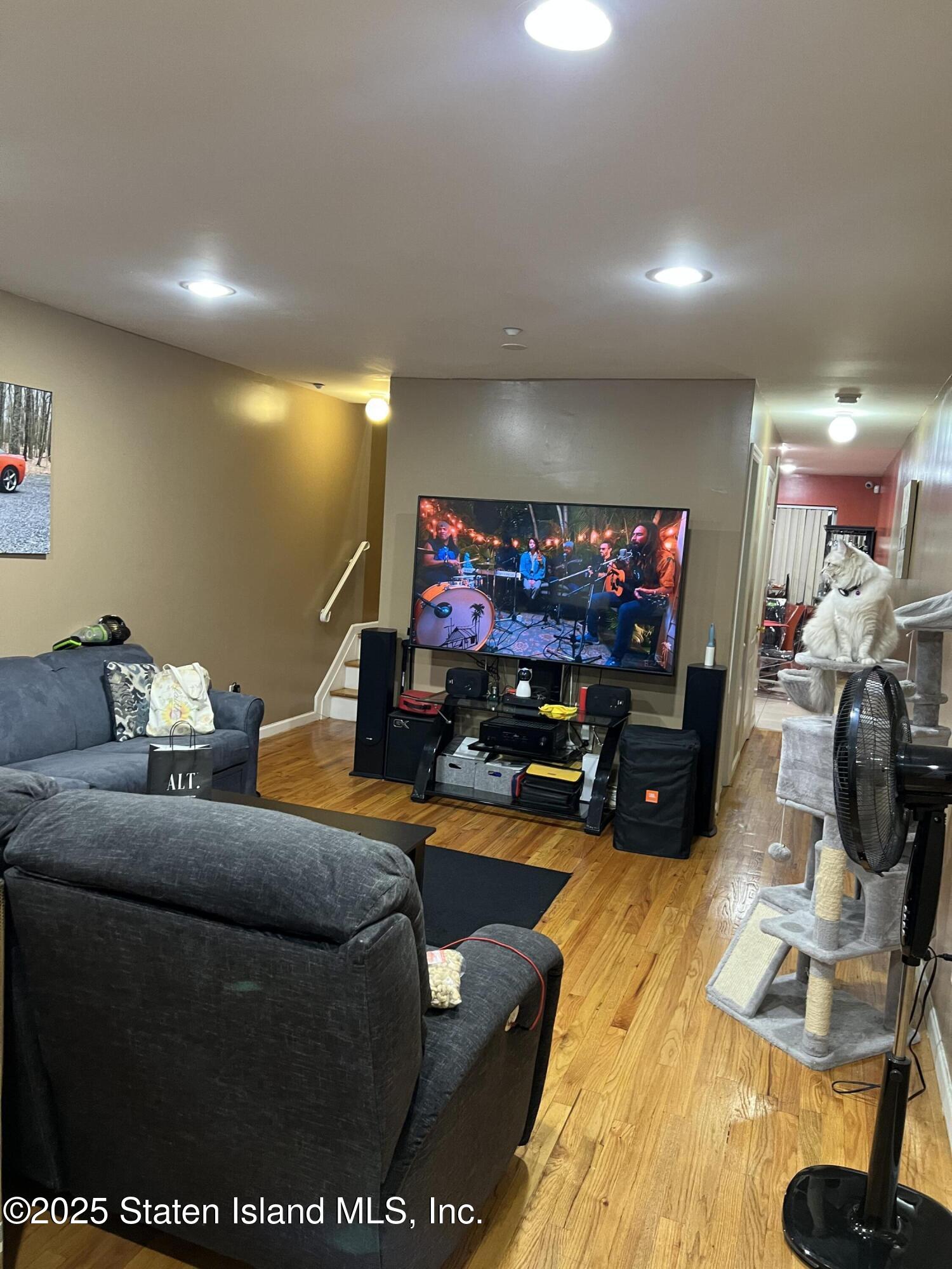 256 Maple Parkway, Staten Island, NY, 10303 image 14