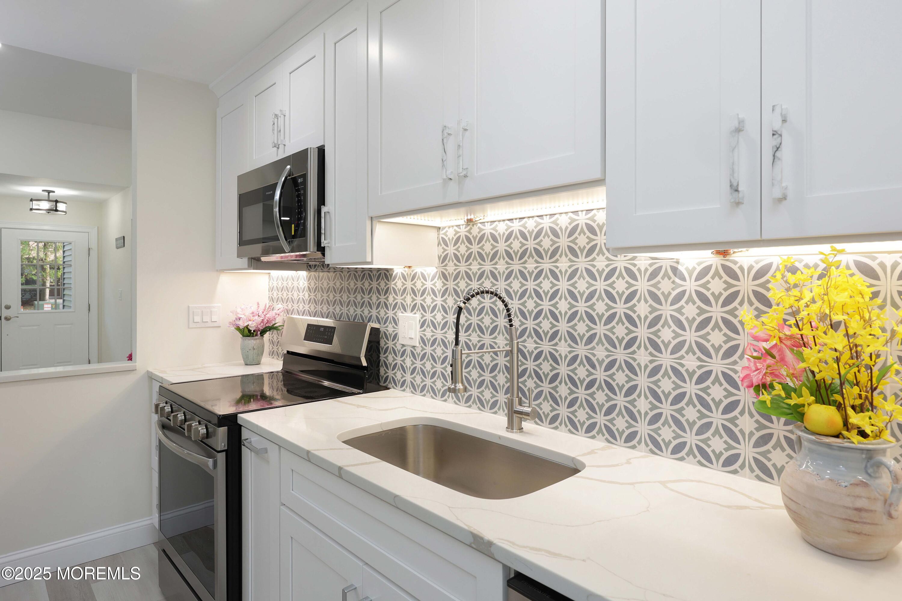 3 Auburn Court, Red Bank, NJ, 07701 image 18