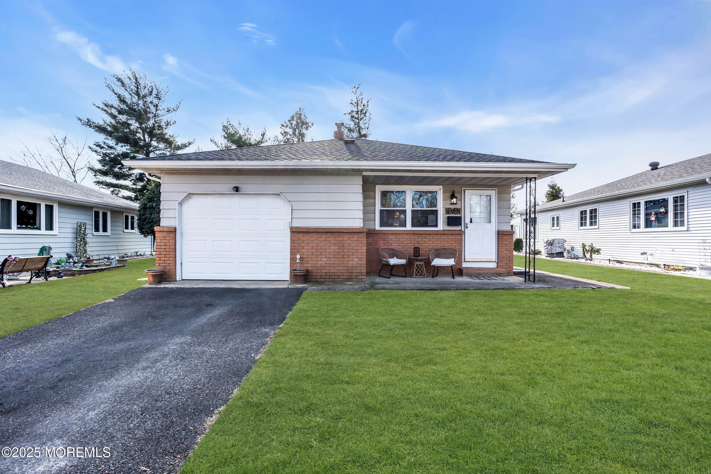 7 Georgetown Drive, Toms River, NJ, 08757