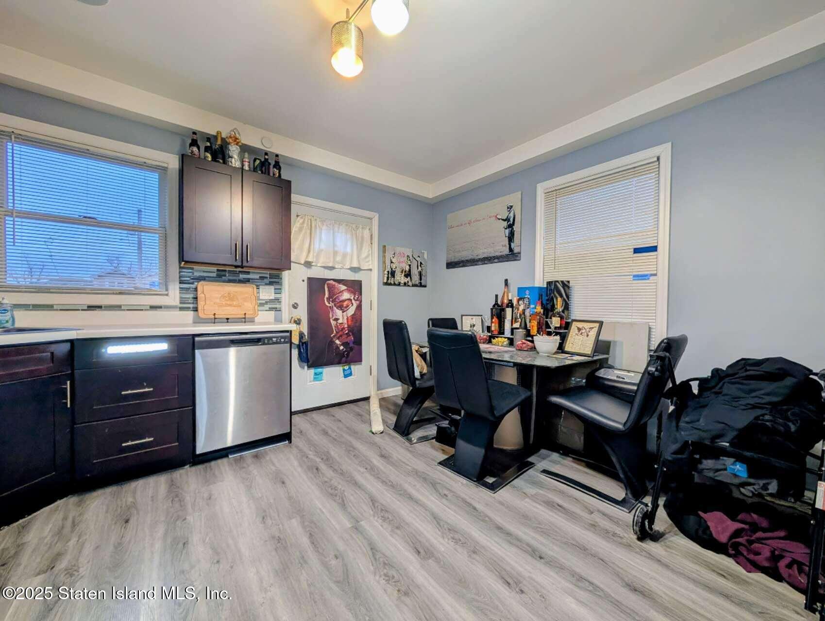 1168 Mason Avenue Image 4