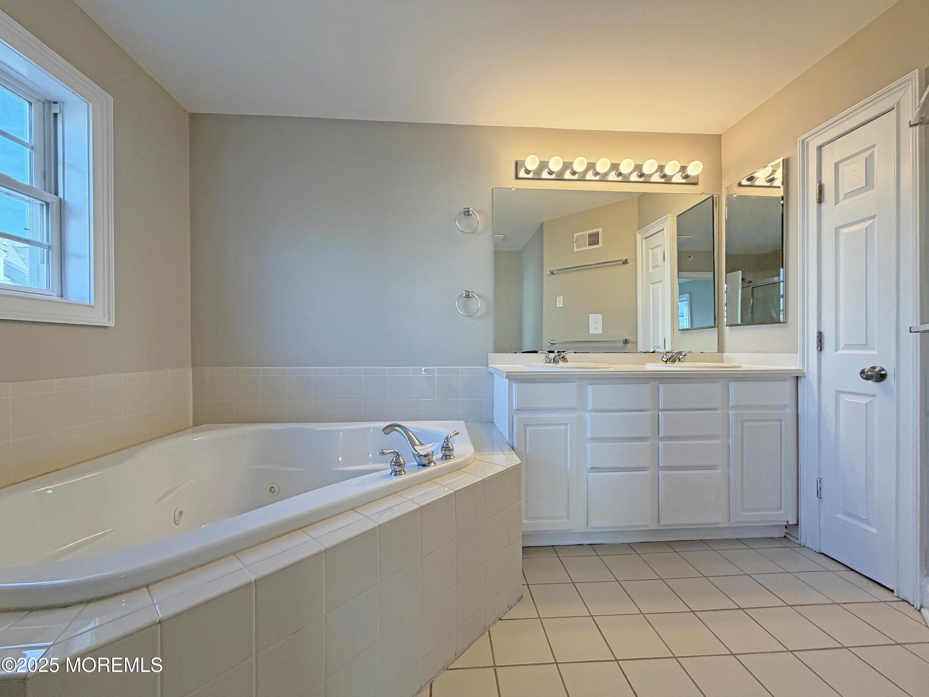 31 Skimmer Lane, Port Monmouth, NJ, 07758 image 10