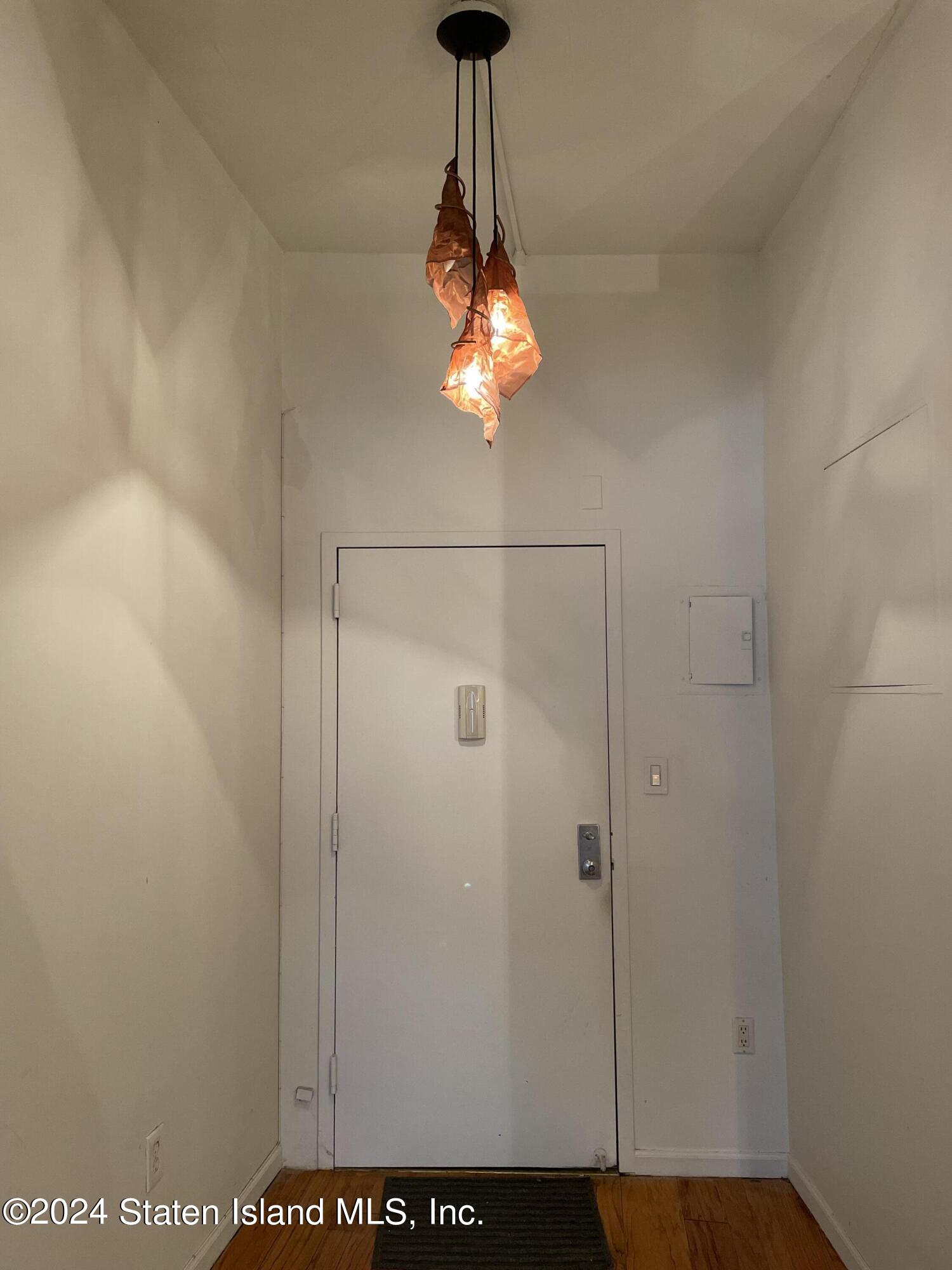 10 Bay Street Landing 2l Image 2