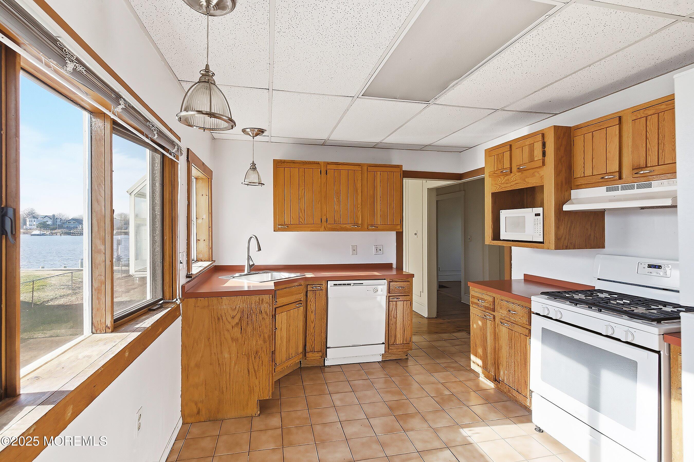 5 Marine Place, Long Branch, NJ, 07740 image 17