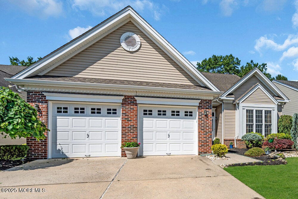 24 Oakmont Lane Image 3