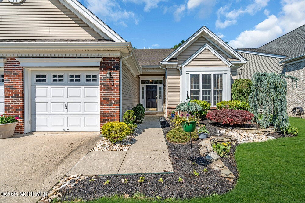 24 Oakmont Lane Image 4