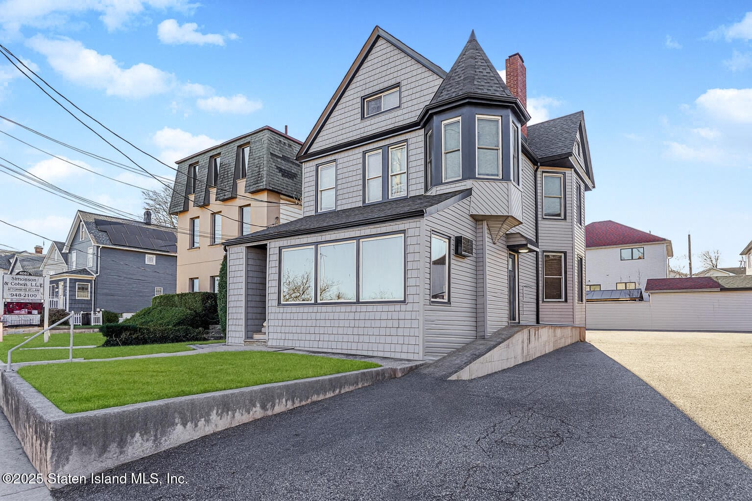 4062 Amboy Road Image 4