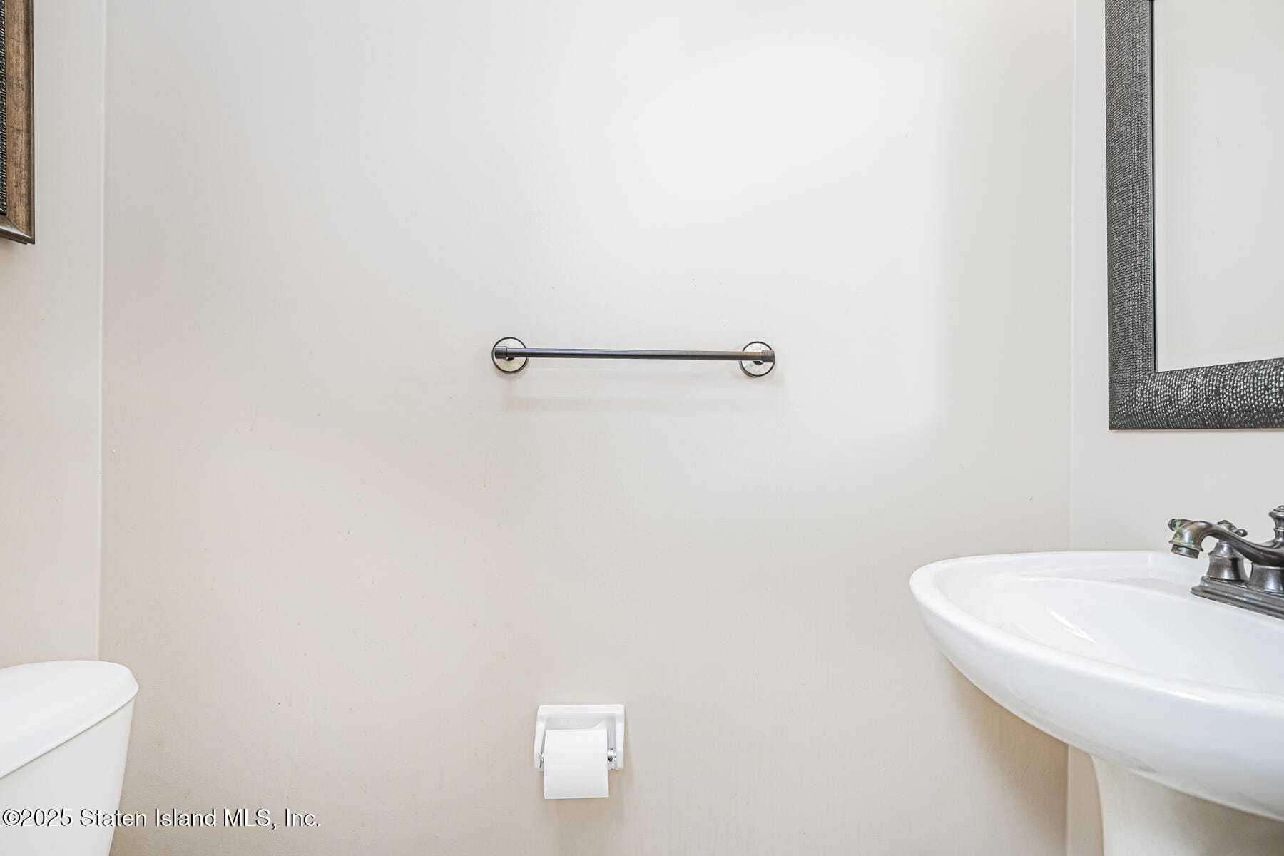 22 El Camino Loop, Staten Island, NY, 10309 image 14