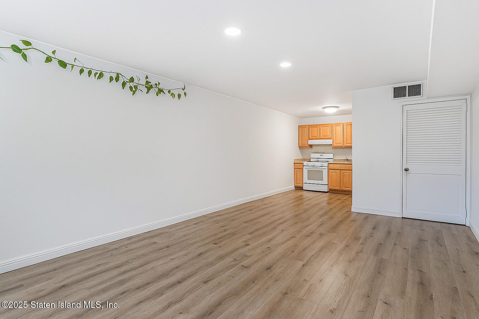 1069 Armstrong Avenue, Staten Island, NY, 10308 image 7