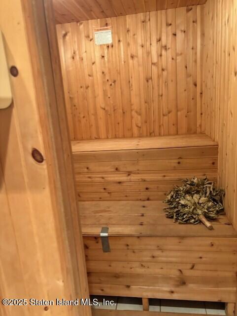 38 Foch Avenue, Staten Island, NY, 10305 image 31