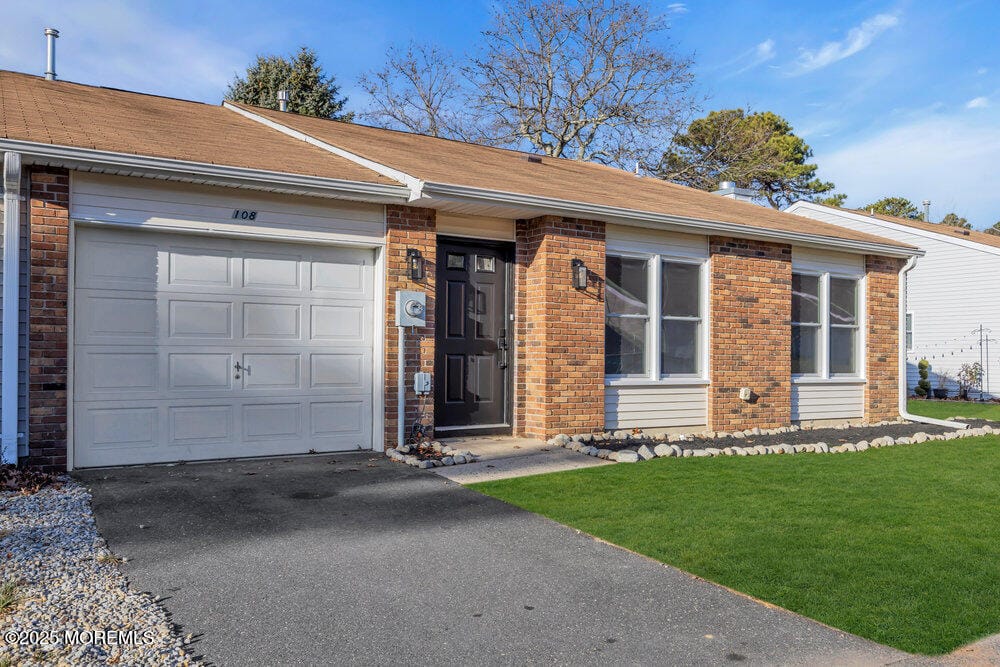 108 Petty Place 2, Lakewood, NJ, 08701